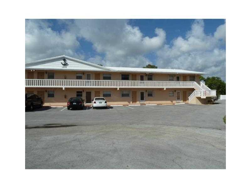 1400 NE 55th #206, Fort Lauderdale FL 33334