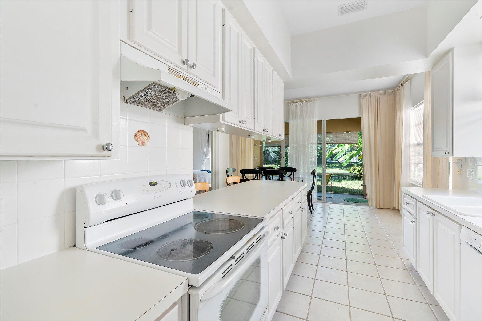 2563 James River, West Palm Beach FL 33411