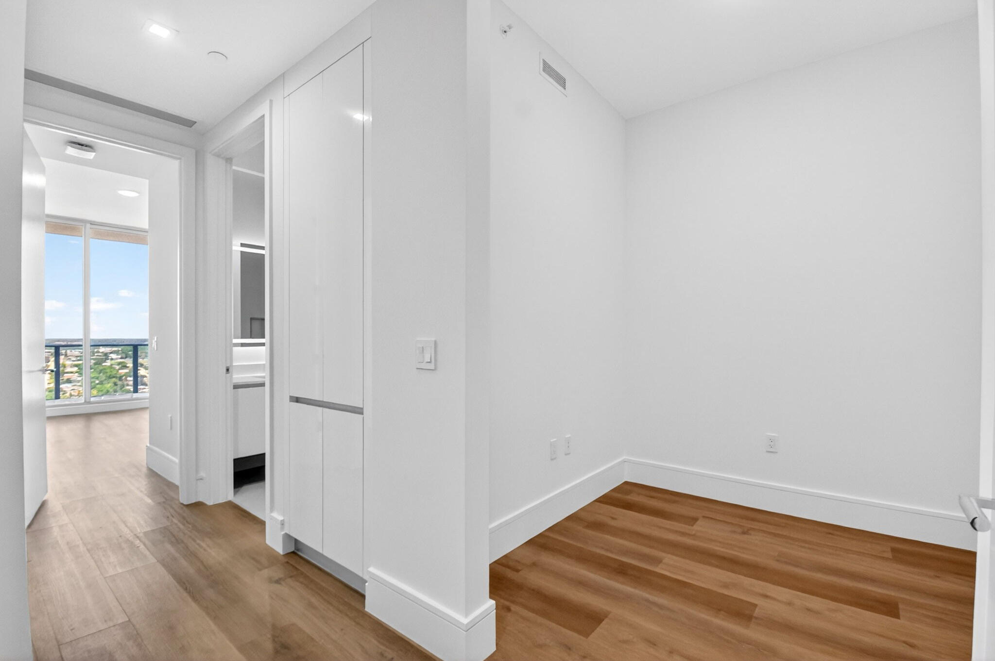 220 Lake Shore #1808, Lake Park FL 33403