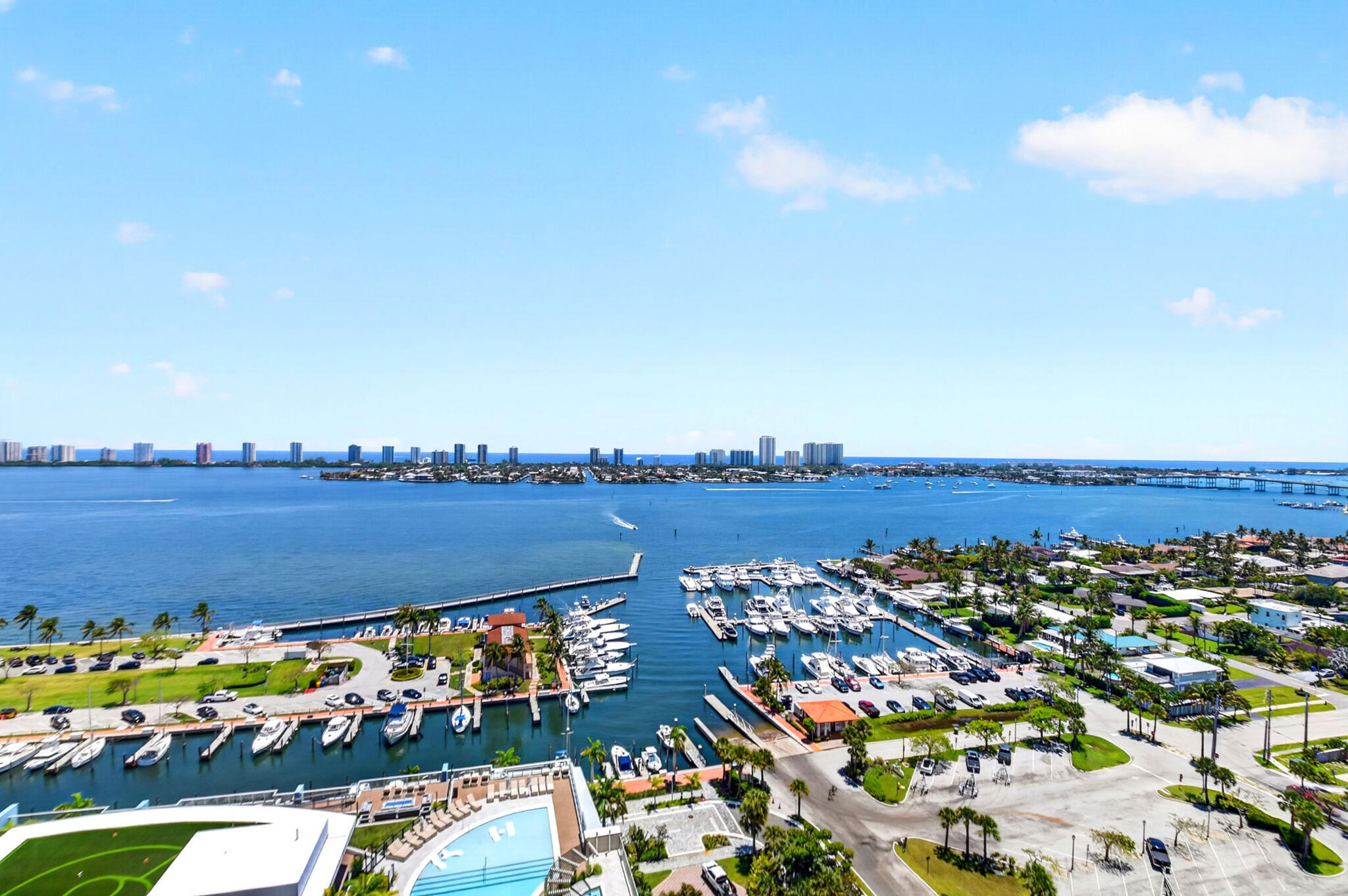 220 Lake Shore #1808, Lake Park FL 33403