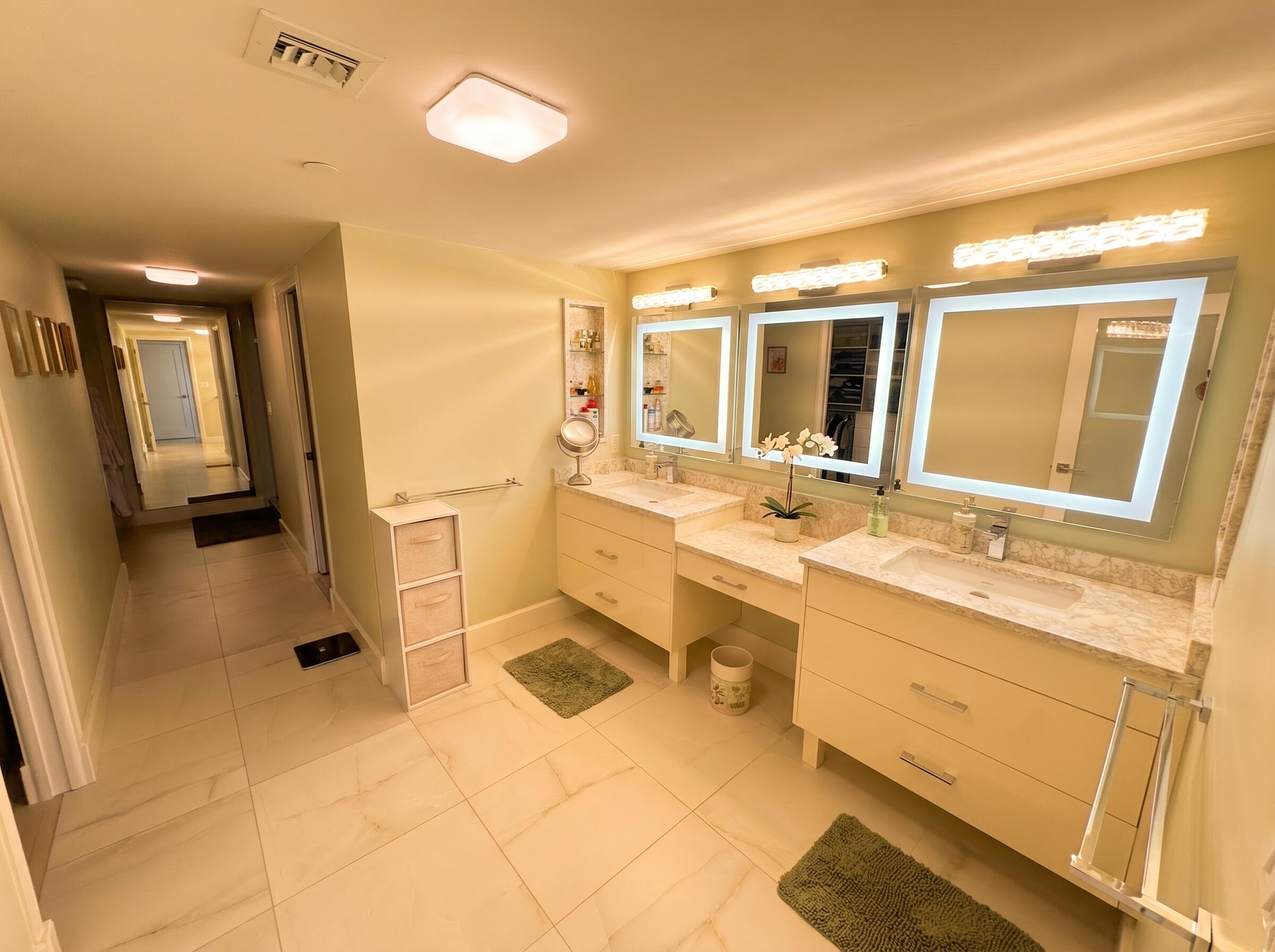 100 Lakeshore #T51, North Palm Beach FL 33408
