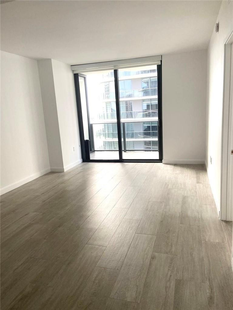 45 SW 9th #3707, Miami FL 33130