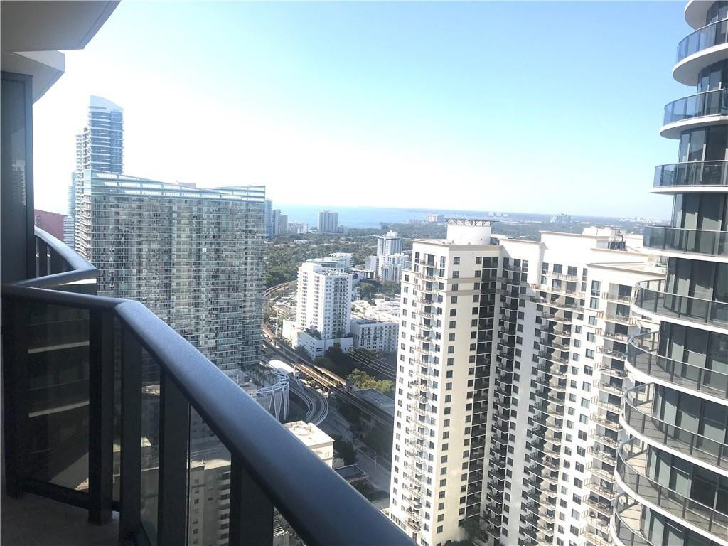 45 SW 9th #3707, Miami FL 33130