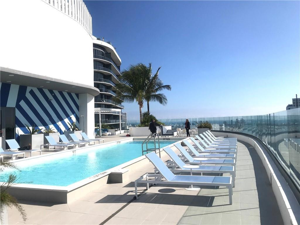 45 SW 9th #3707, Miami FL 33130