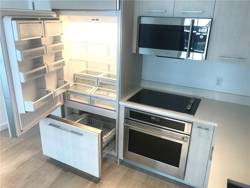 45 SW 9th #3707, Miami FL 33130