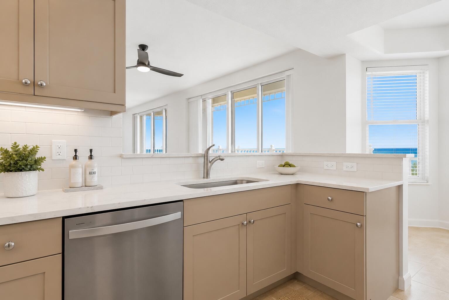 131 Ocean Grande #703, Jupiter FL 33477