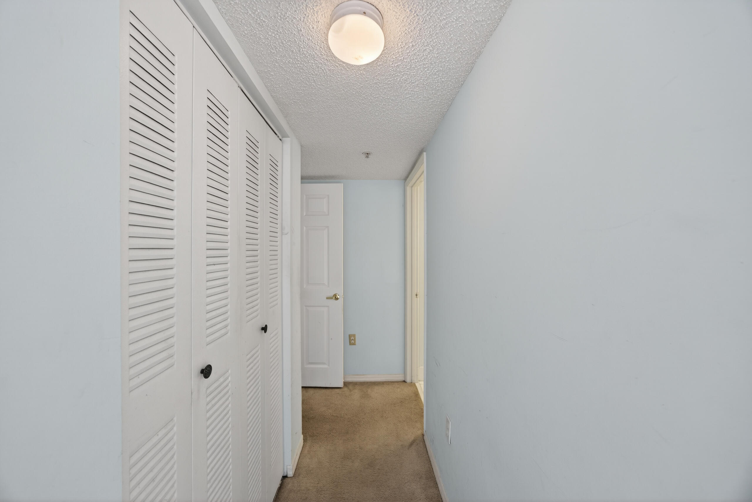 3844 Lyons #101-4, Coconut Creek FL 33073