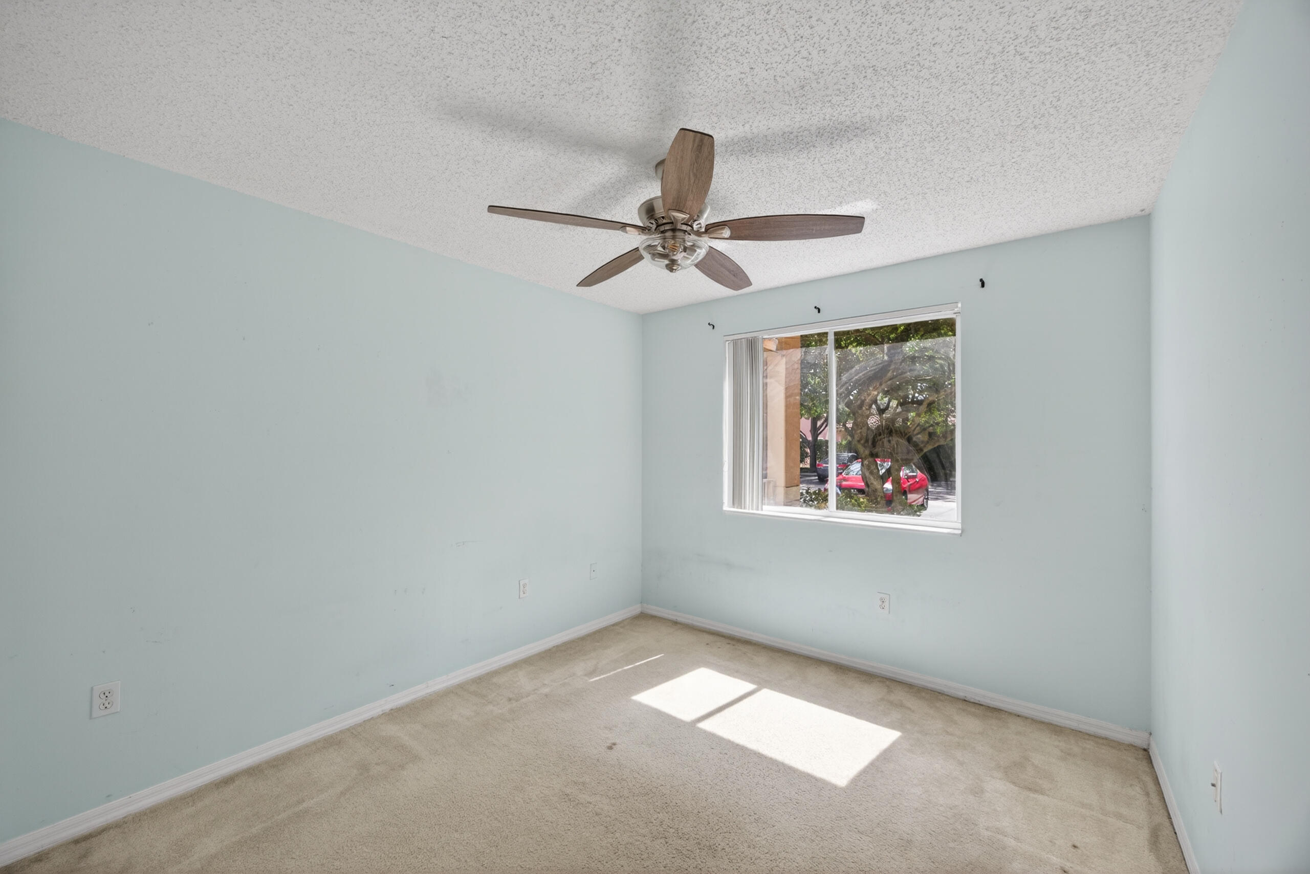 3844 Lyons #101-4, Coconut Creek FL 33073