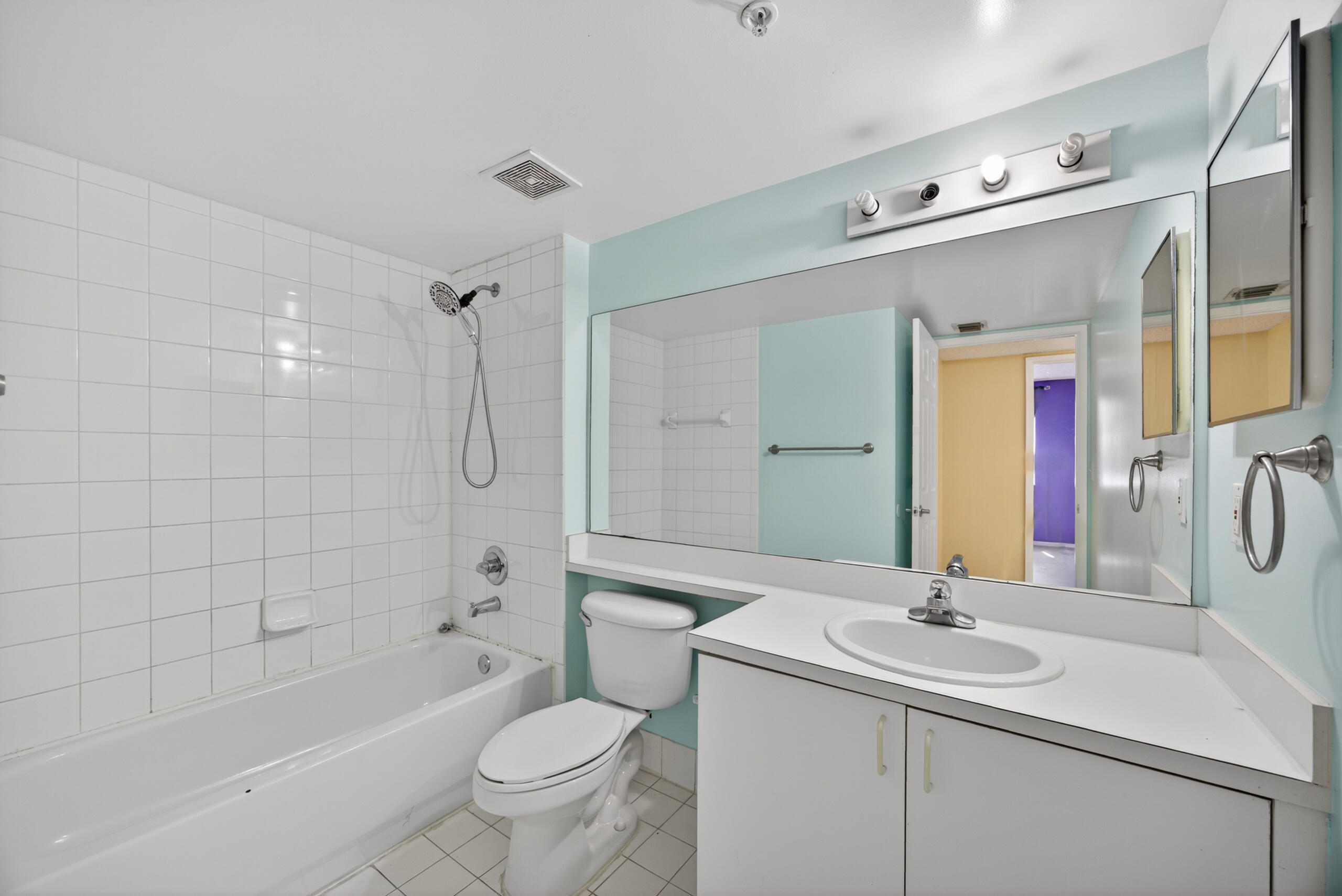3844 Lyons #101-4, Coconut Creek FL 33073