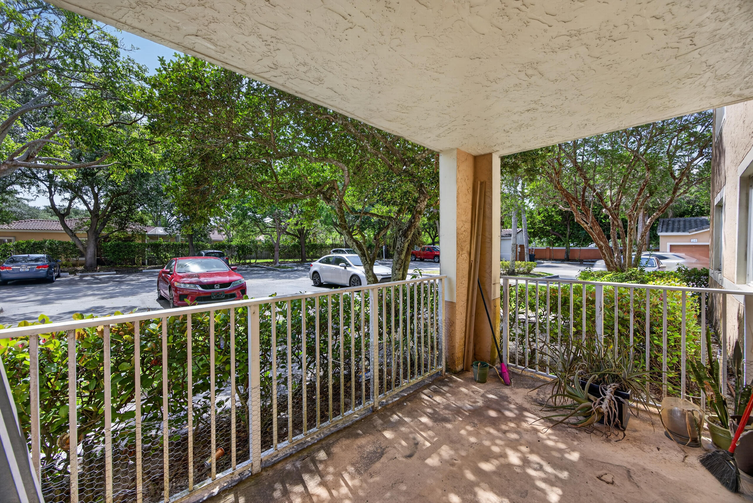 3844 Lyons #101-4, Coconut Creek FL 33073