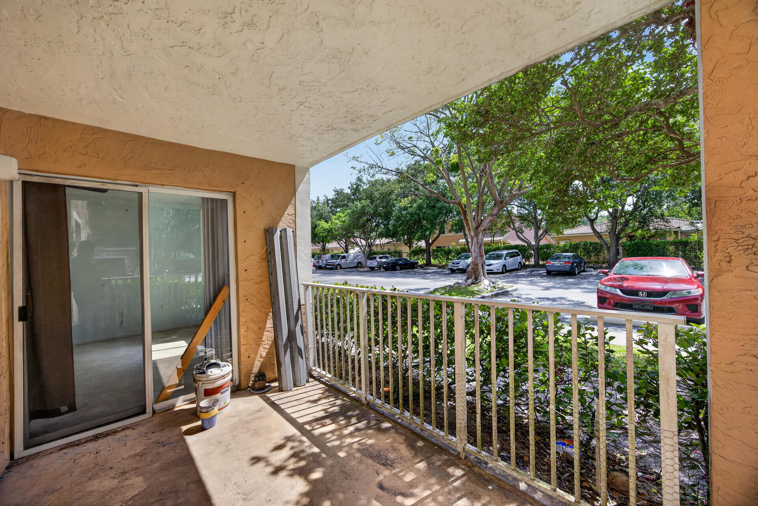 3844 Lyons #101-4, Coconut Creek FL 33073