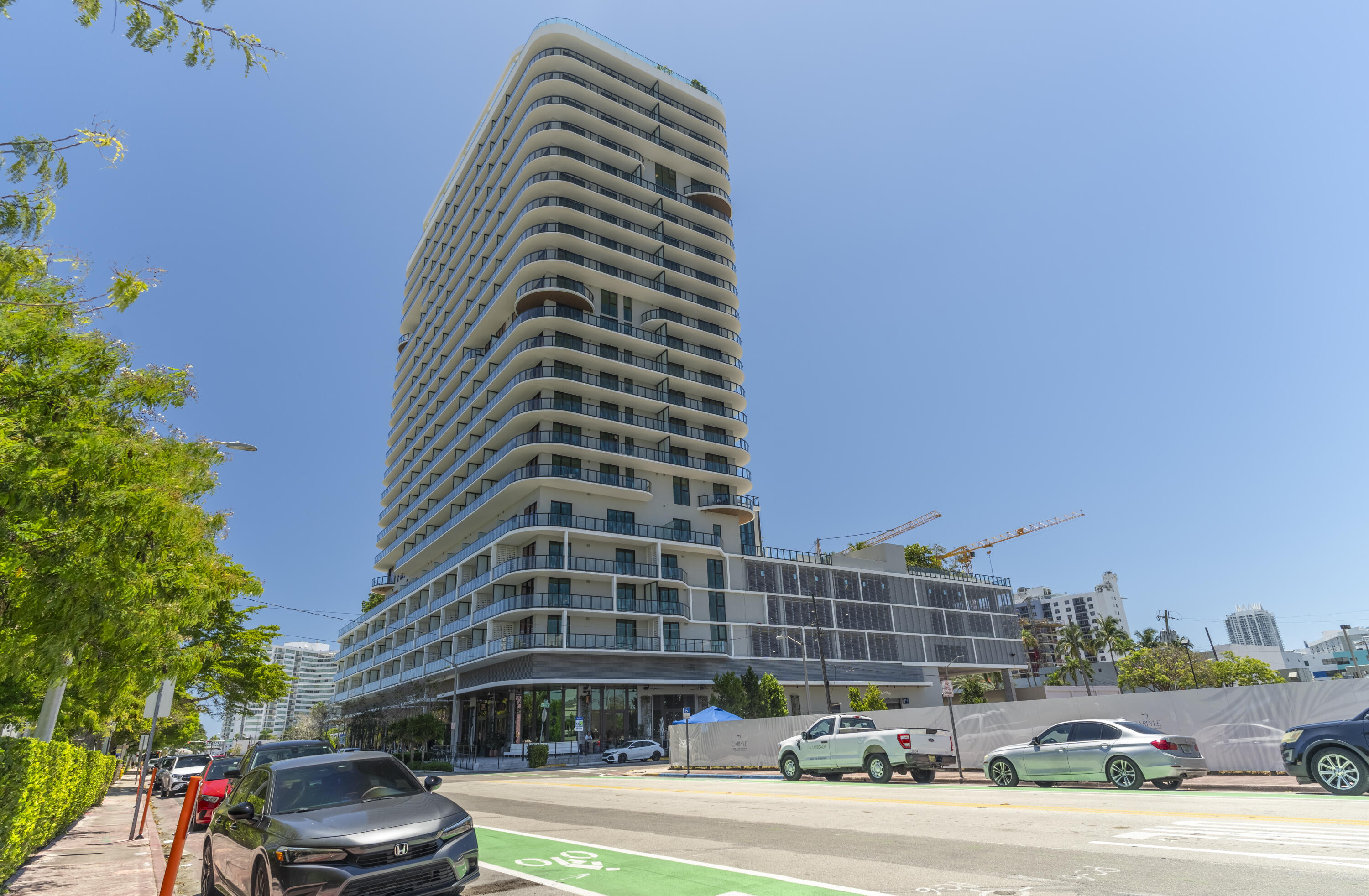 580 72nd #1102, Miami Beach FL 33141