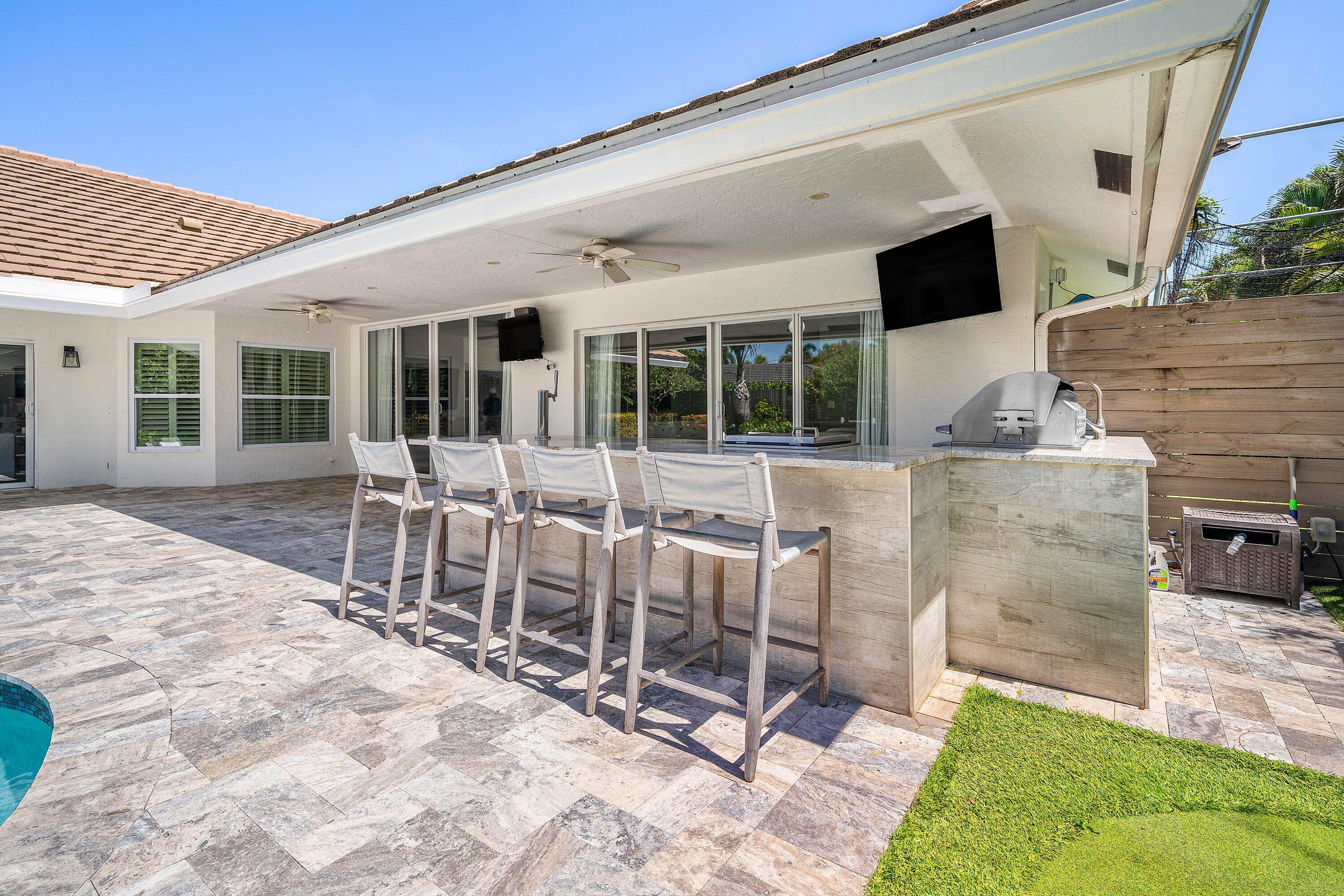 916 SW 37th, Boynton Beach FL 33435