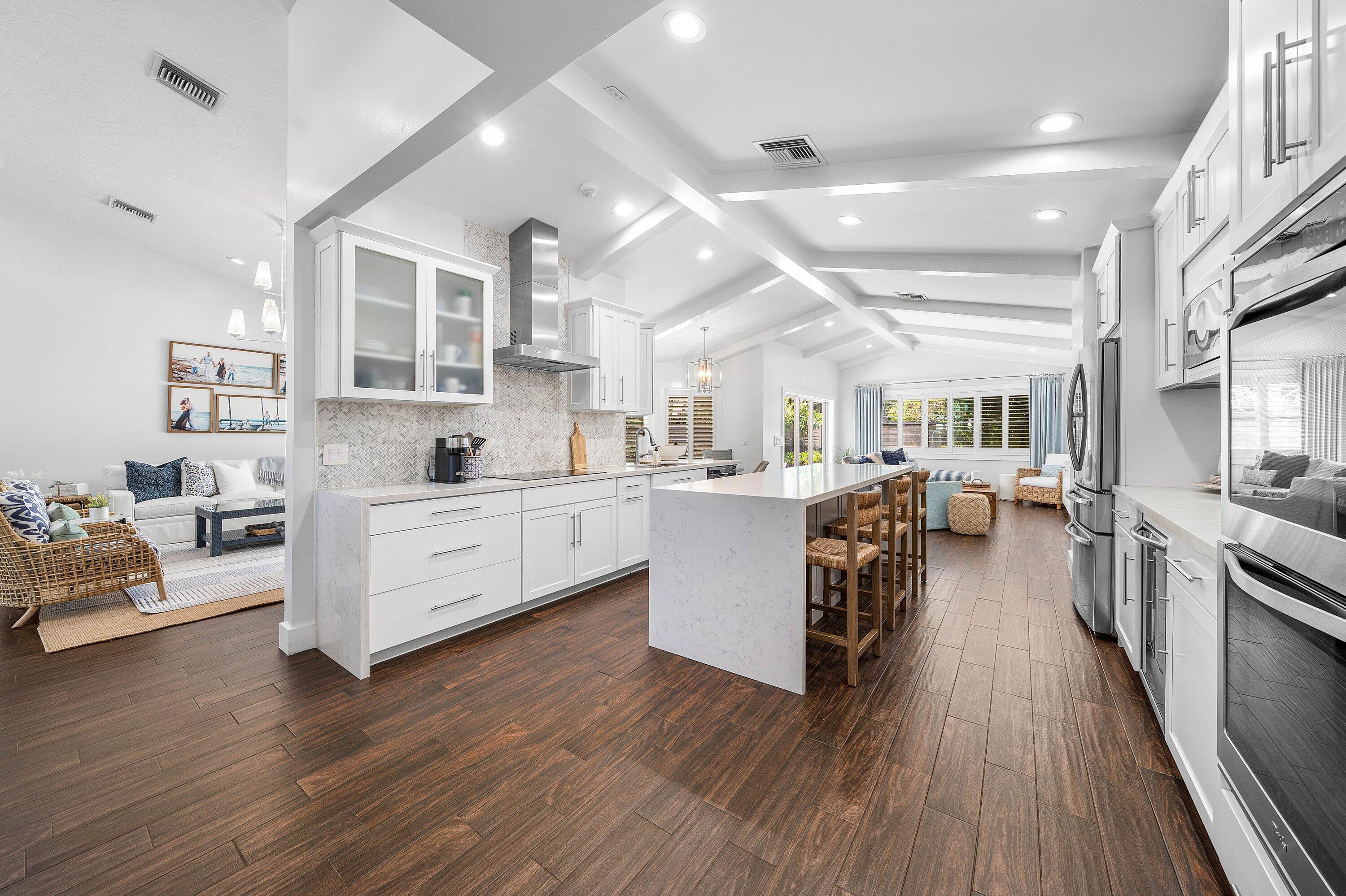 916 SW 37th, Boynton Beach FL 33435