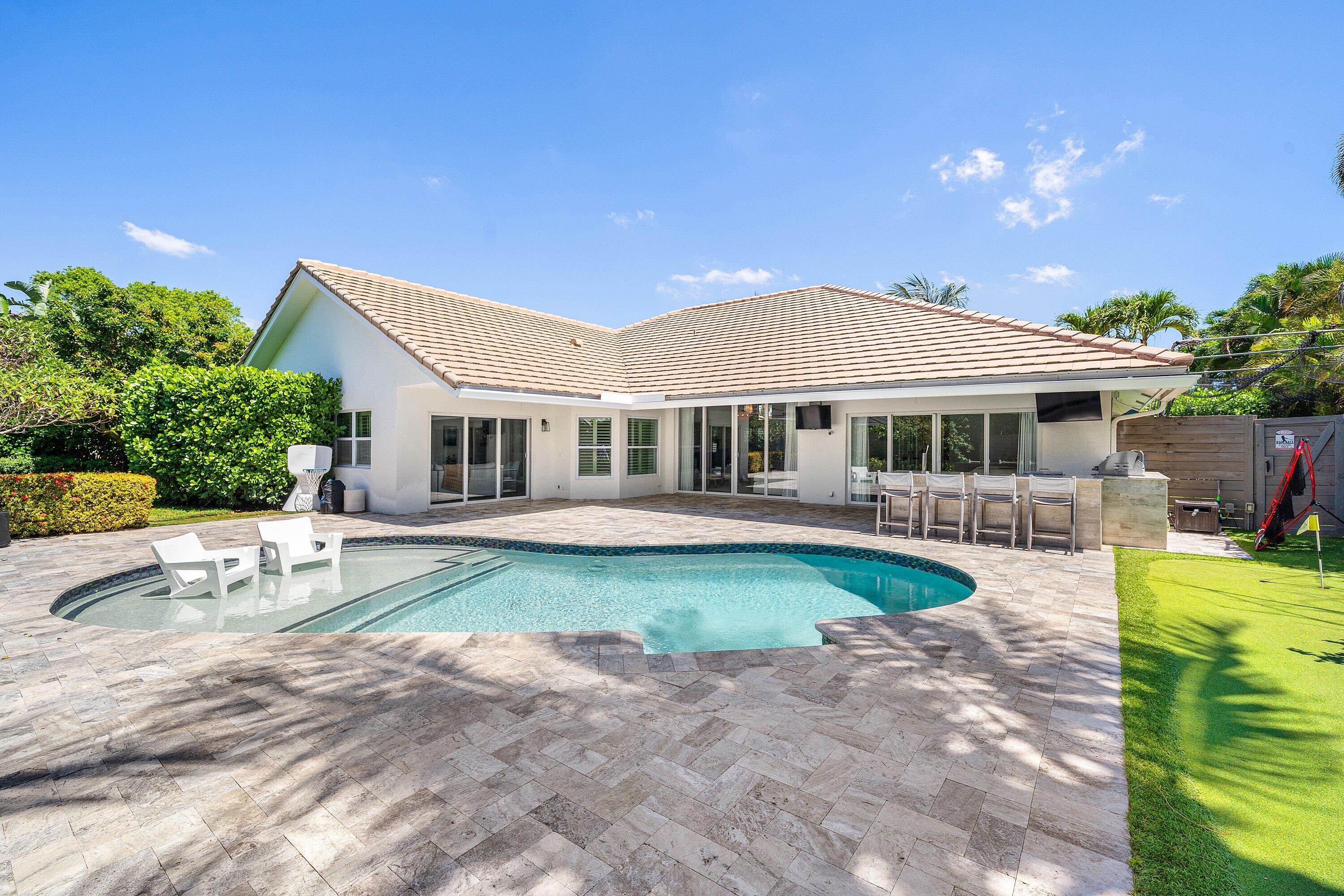 916 SW 37th, Boynton Beach FL 33435