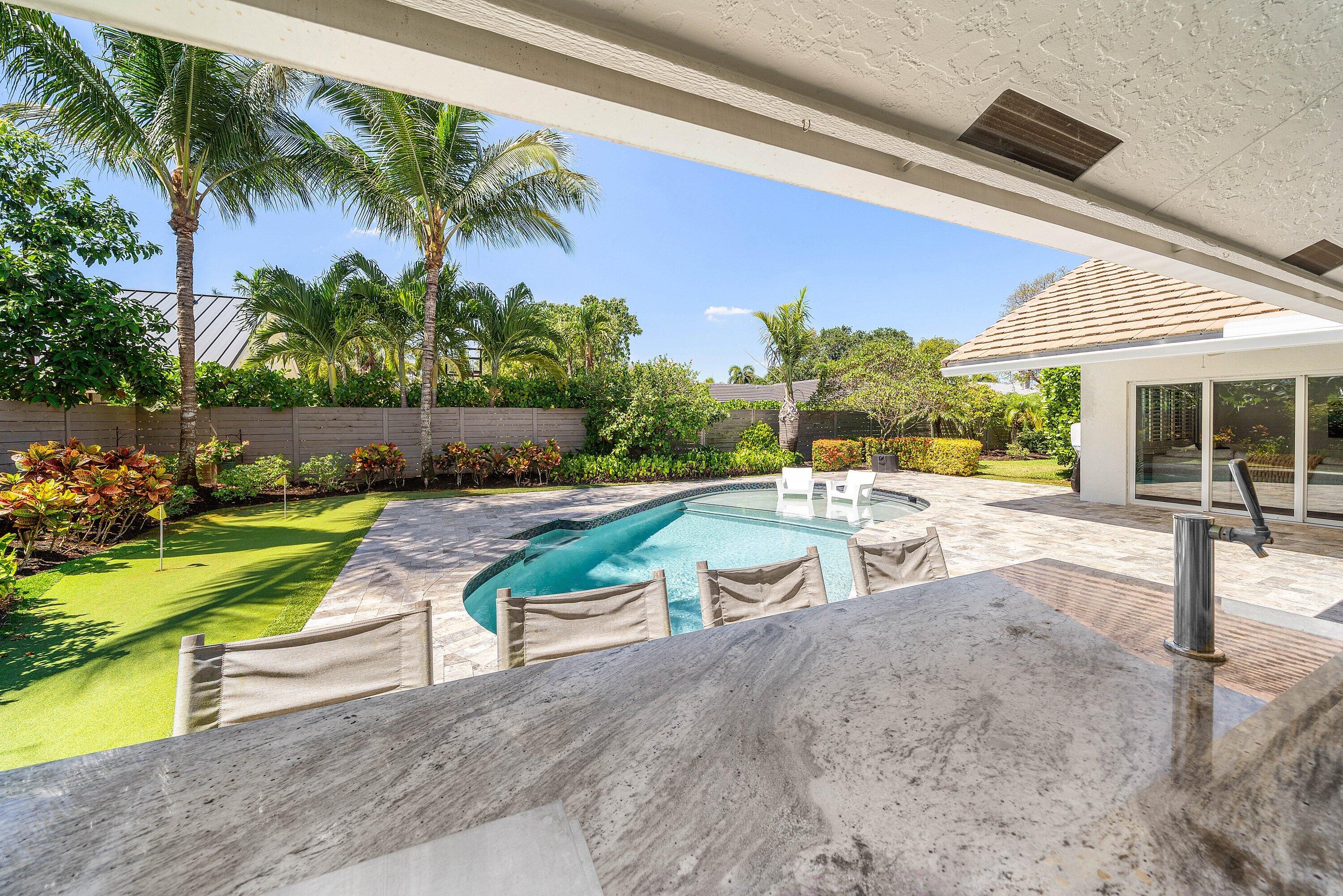 916 SW 37th, Boynton Beach FL 33435
