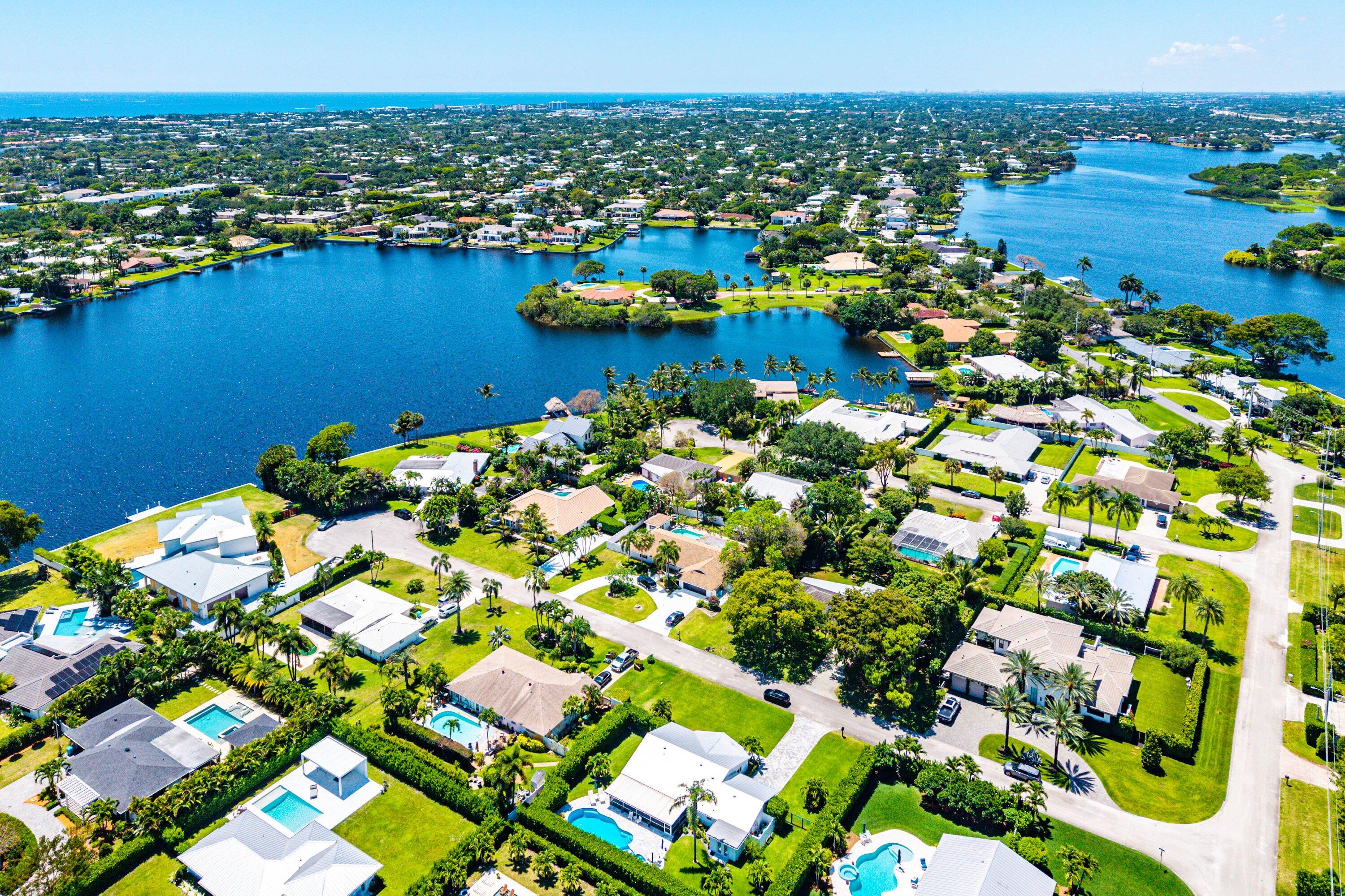 916 SW 37th, Boynton Beach FL 33435