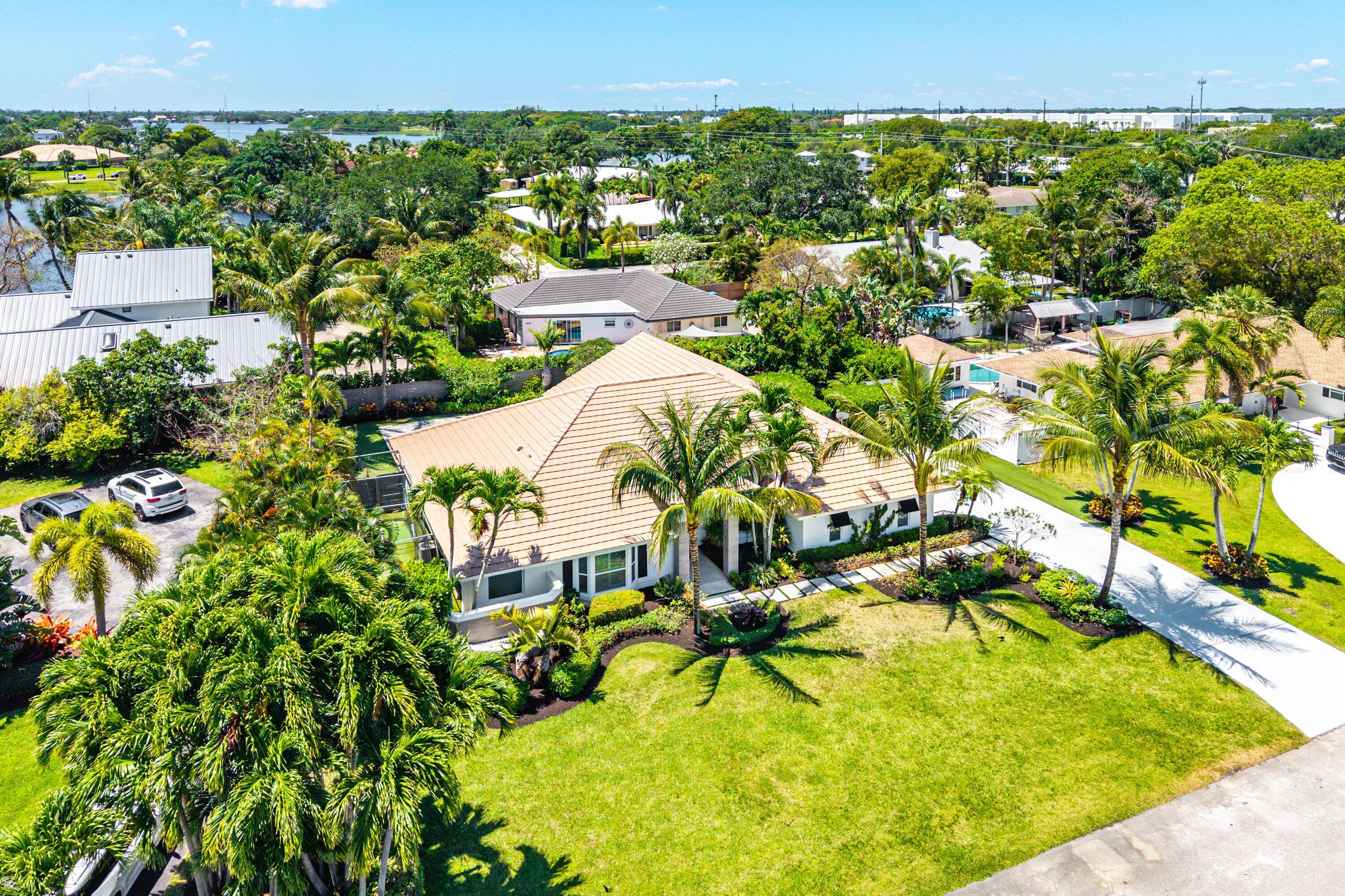 916 SW 37th, Boynton Beach FL 33435