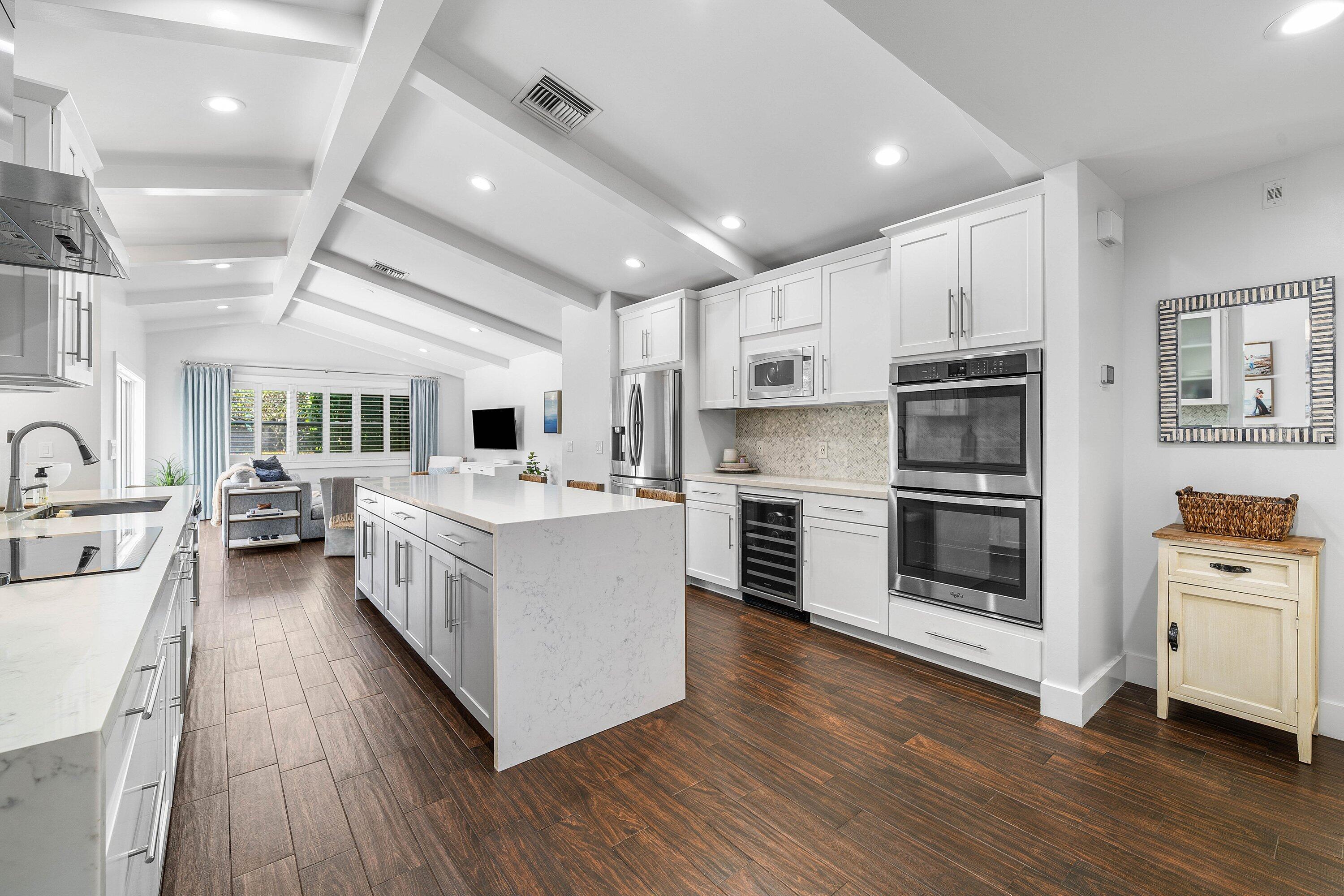 916 SW 37th, Boynton Beach FL 33435