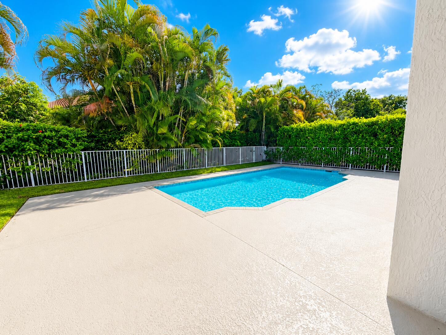 6330 NW 80th, Parkland FL 33067