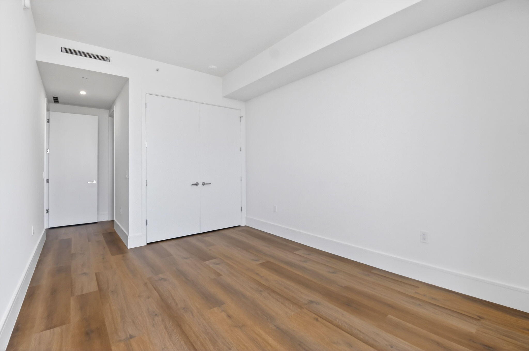 220 Lake Shore #1808, West Palm Beach FL 33403