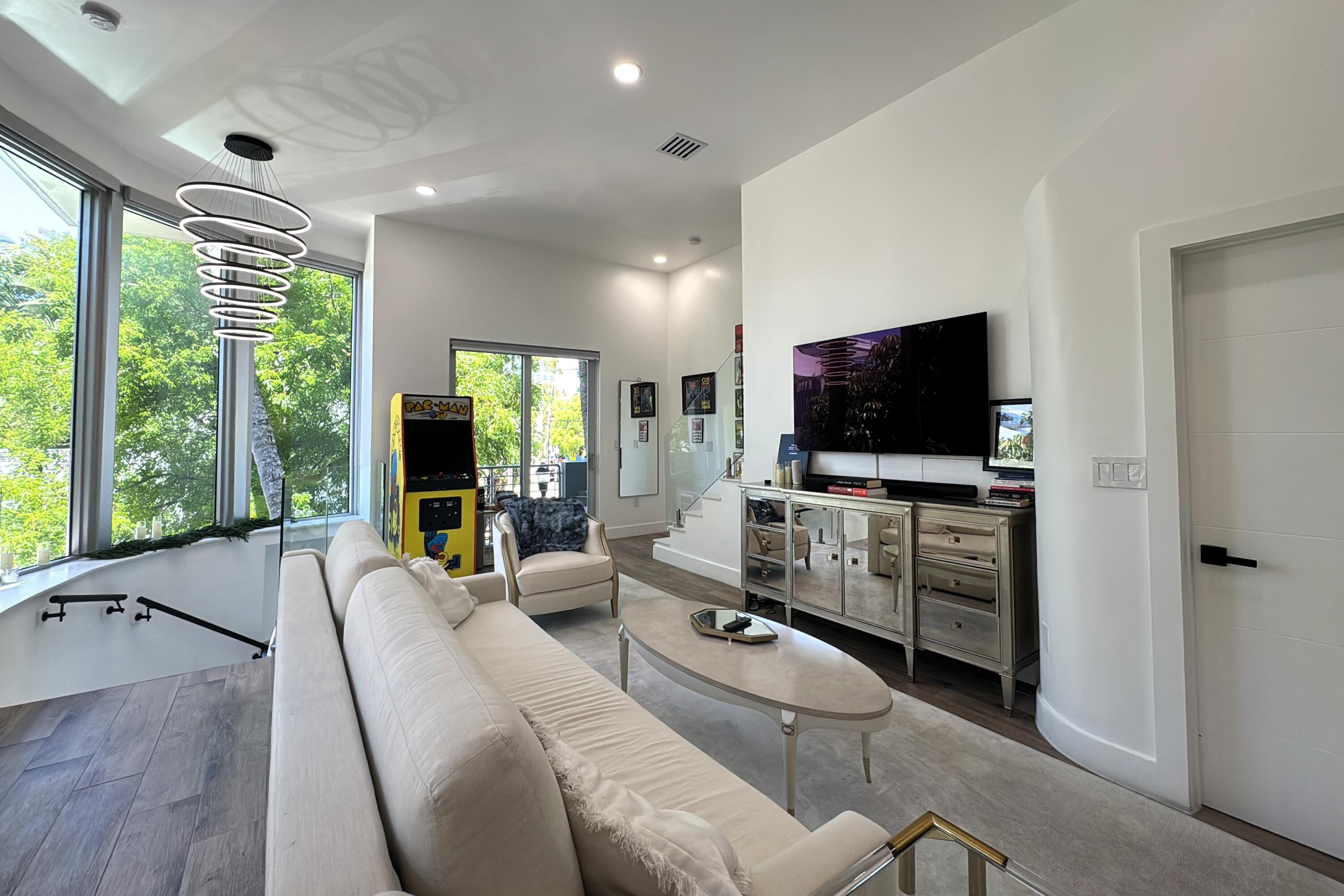 361 Jefferson #1, Miami Beach FL 33139