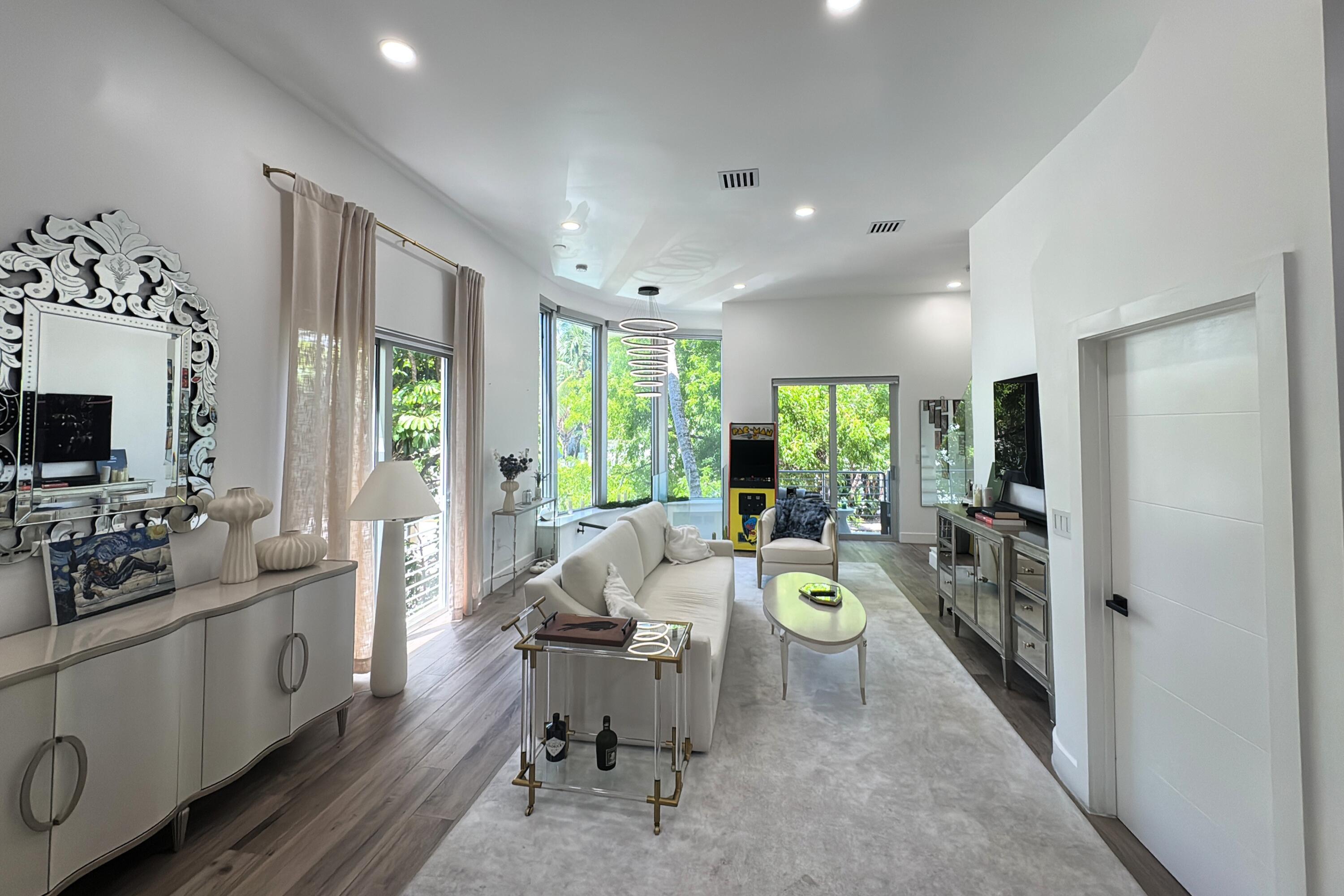 361 Jefferson #1, Miami Beach FL 33139