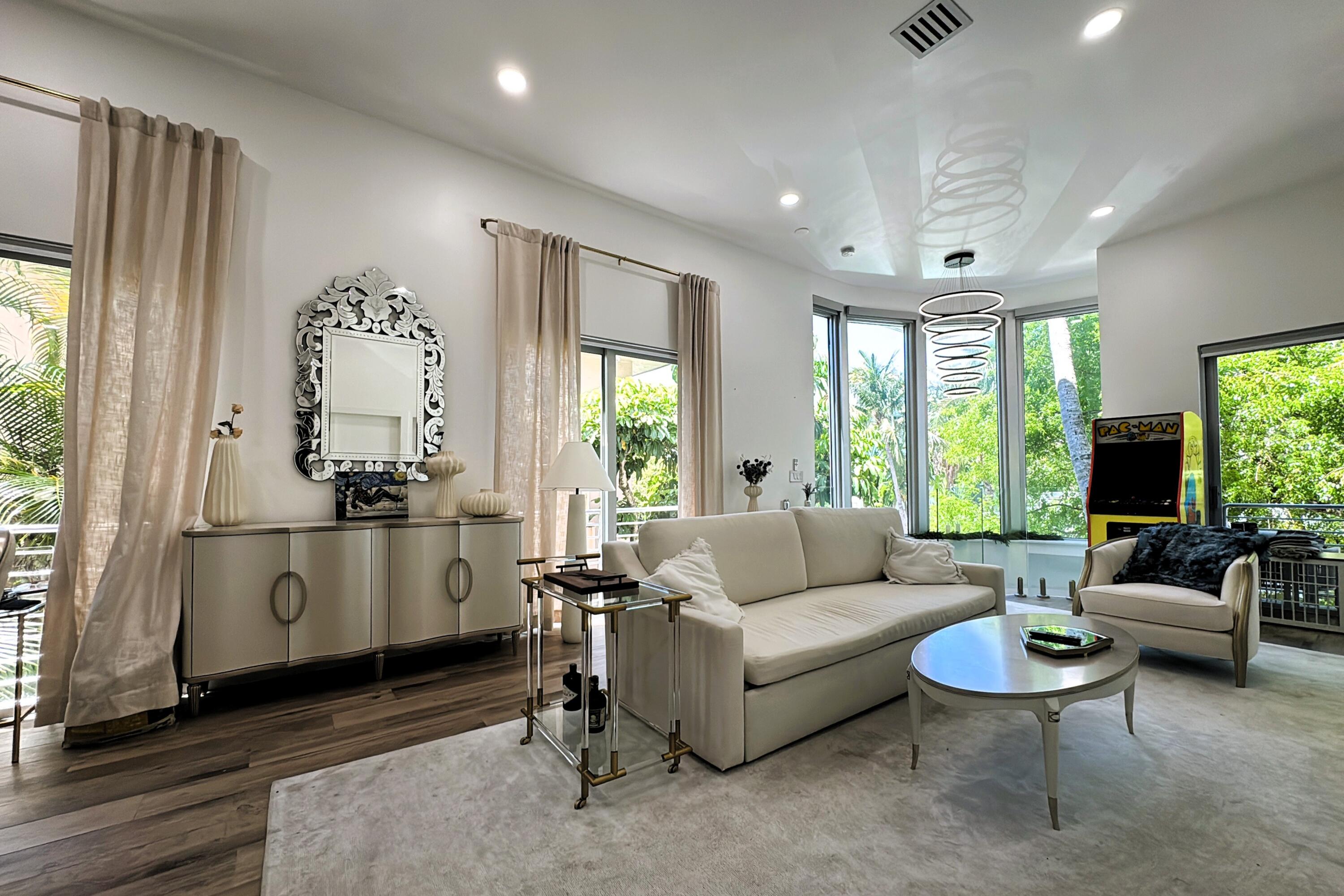 361 Jefferson #1, Miami Beach FL 33139