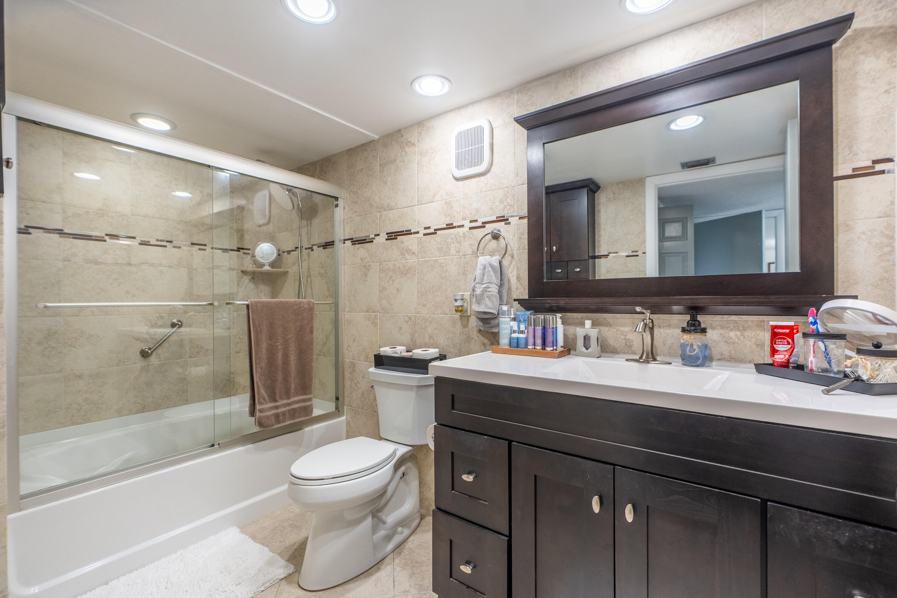 16401 Golf Club #113, Weston FL 33326