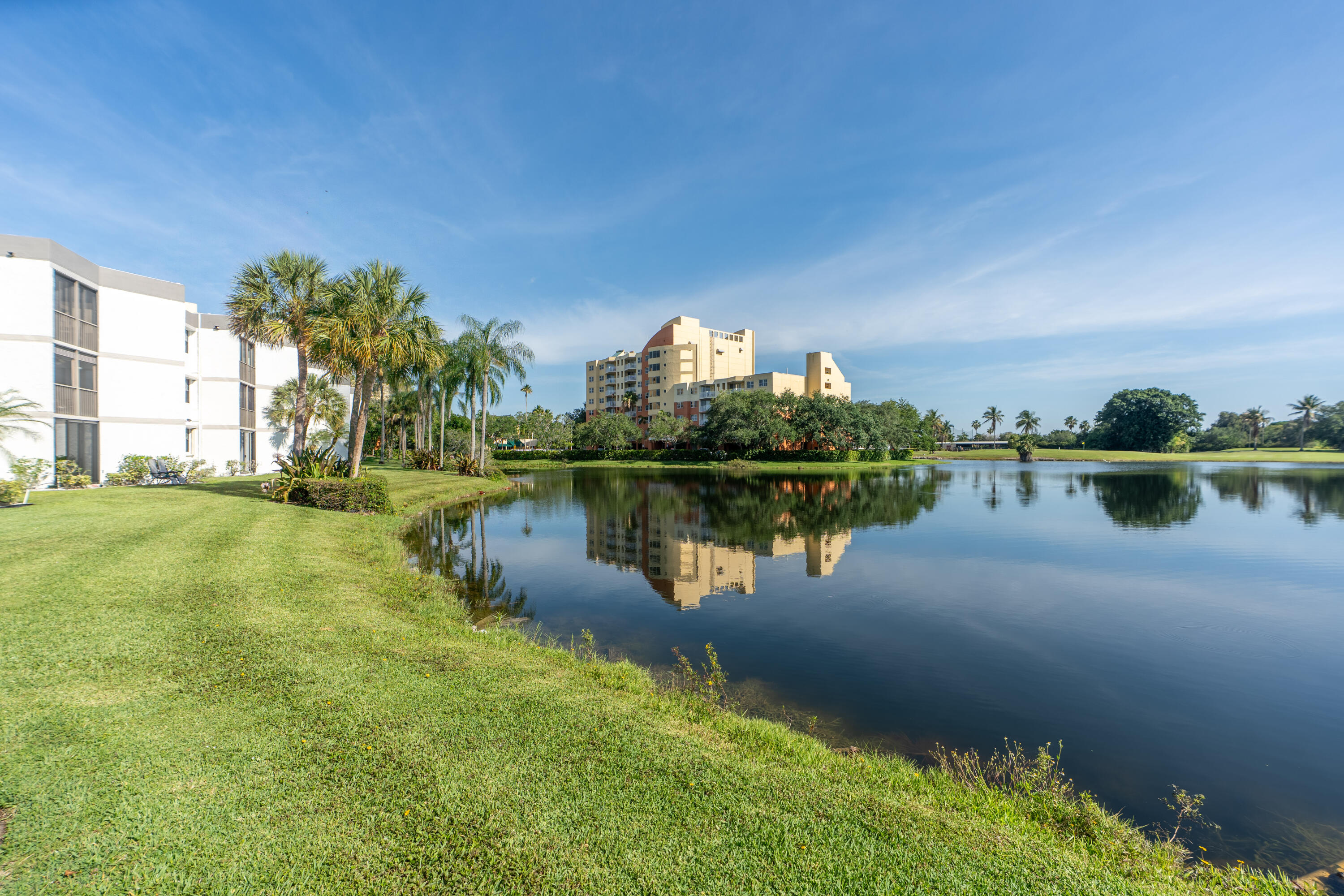16401 Golf Club #113, Weston FL 33326
