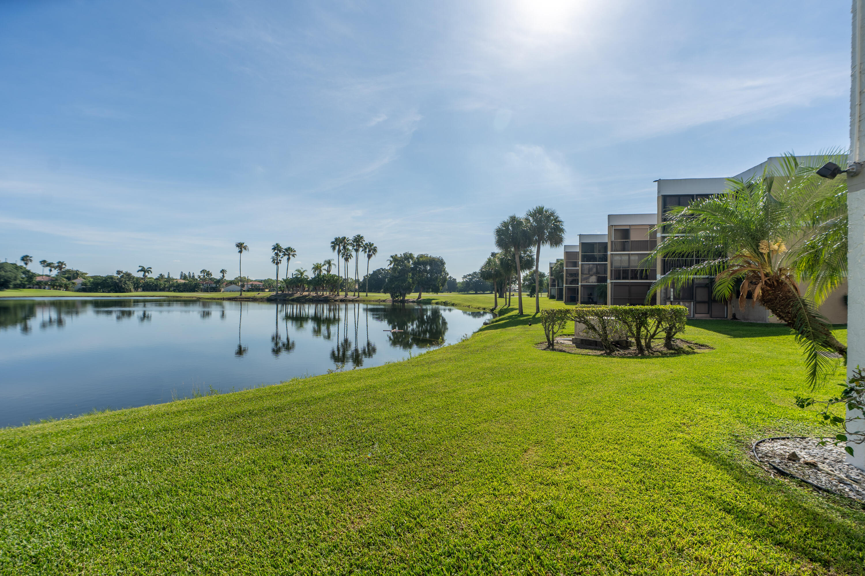 16401 Golf Club #113, Weston FL 33326