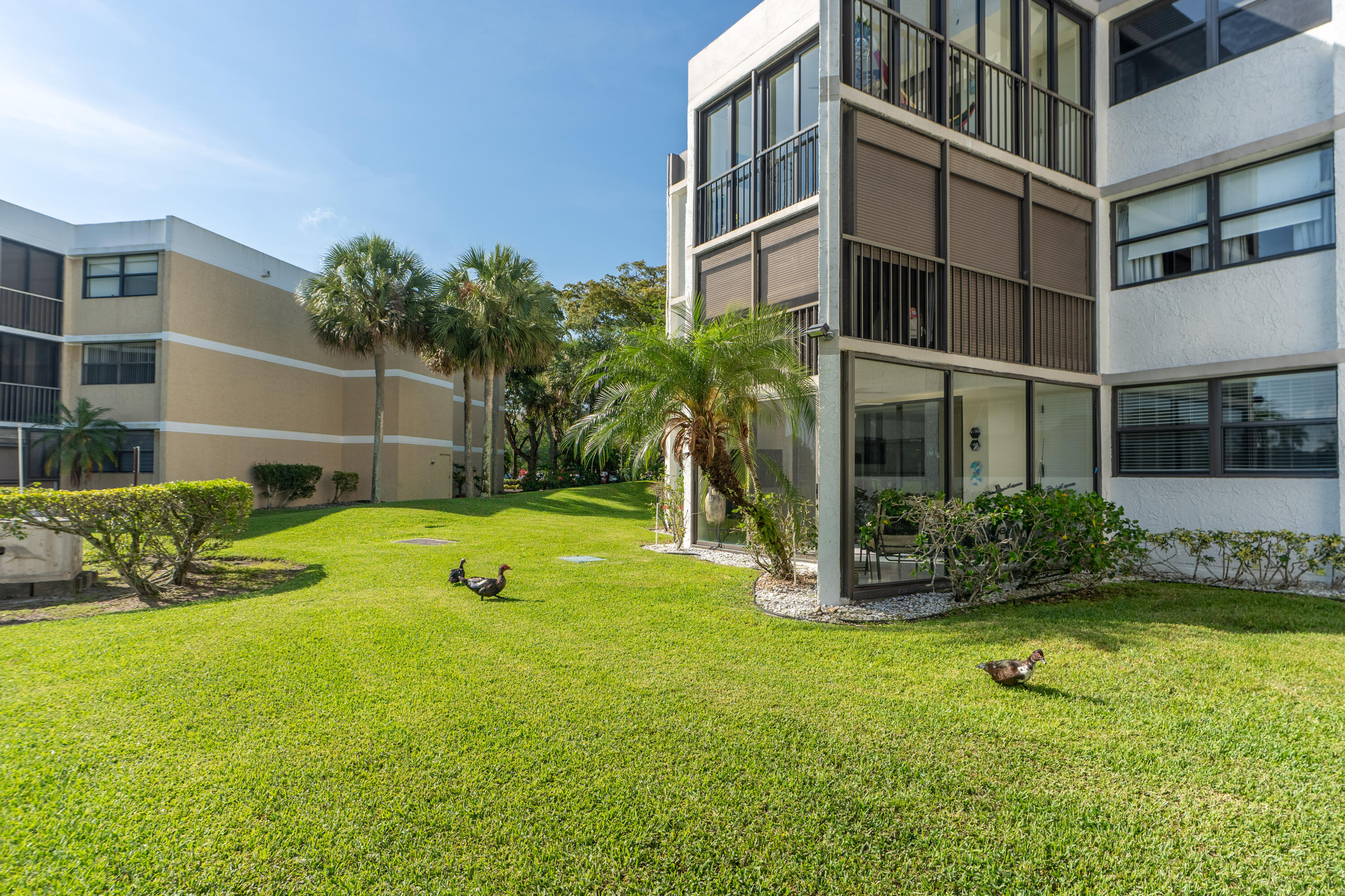 16401 Golf Club #113, Weston FL 33326