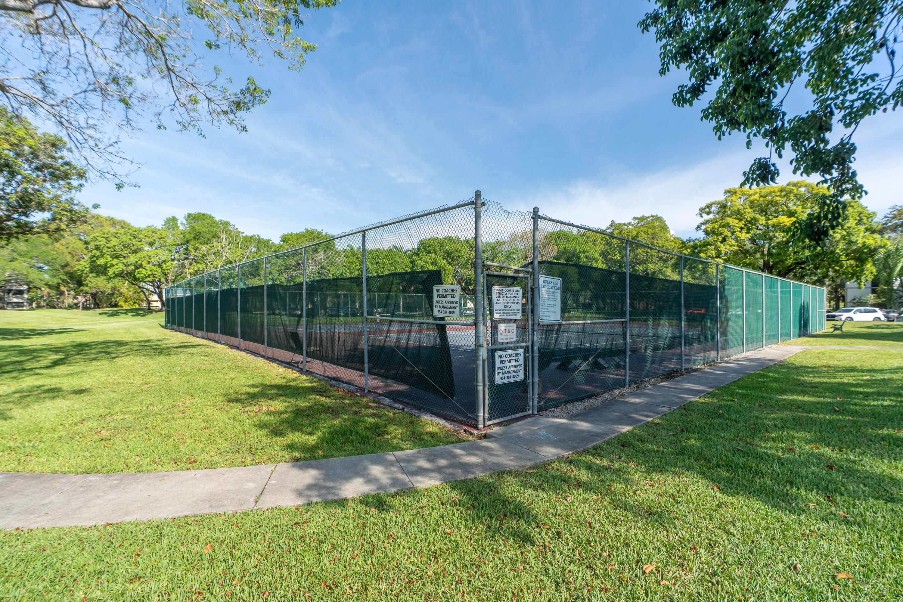 16401 Golf Club #113, Weston FL 33326