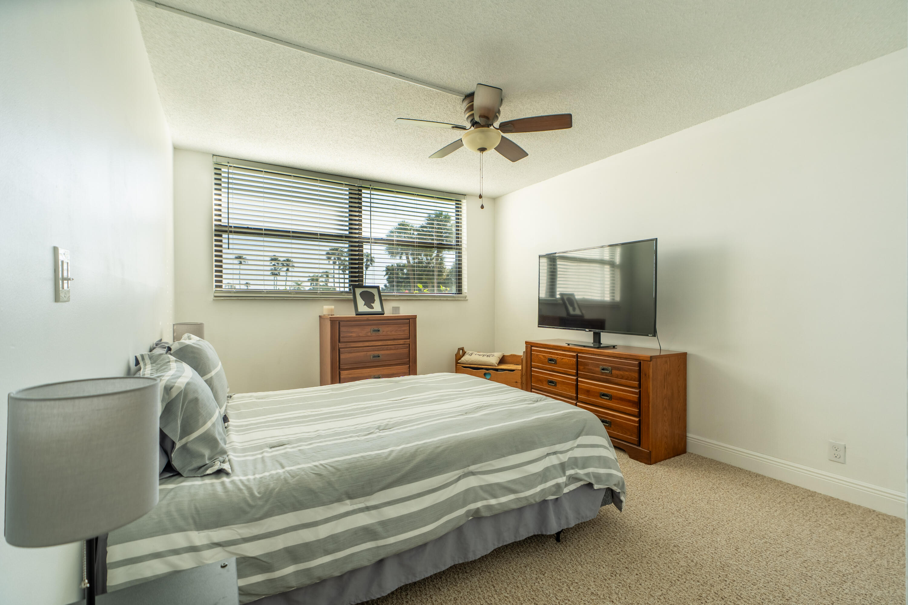 16401 Golf Club #113, Weston FL 33326