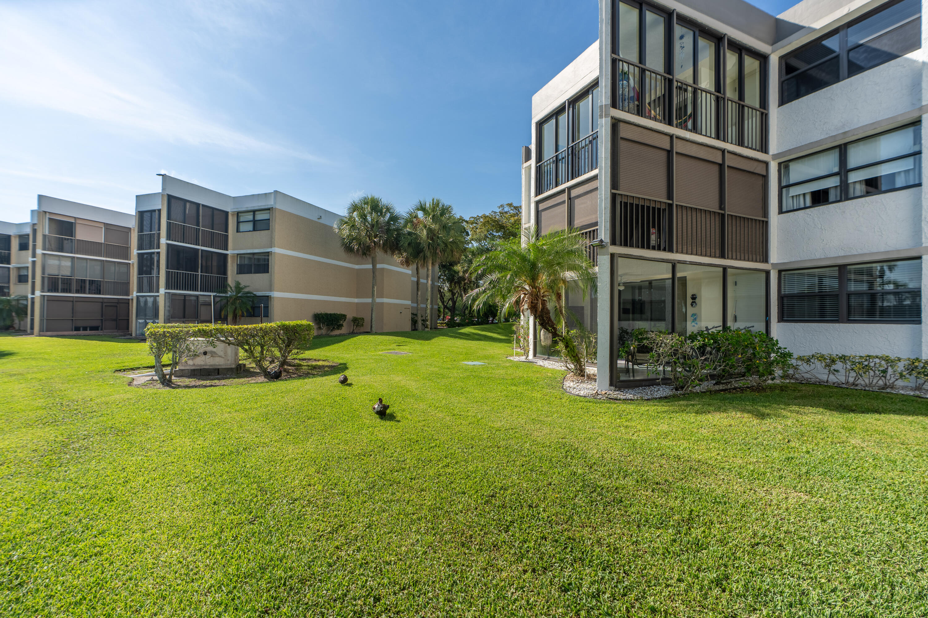 16401 Golf Club #113, Weston FL 33326