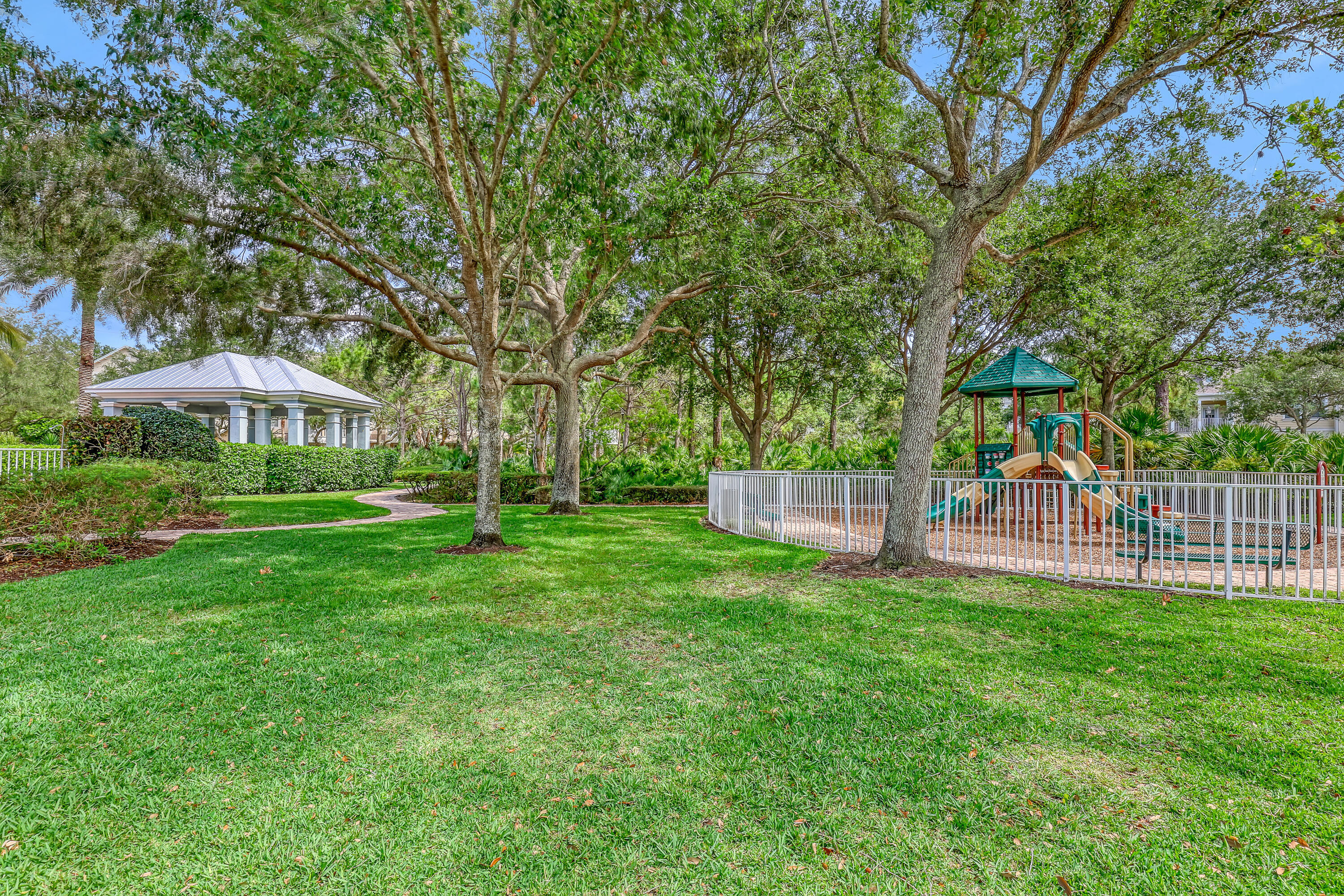 339 E Bay Cedar, Jupiter FL 33458