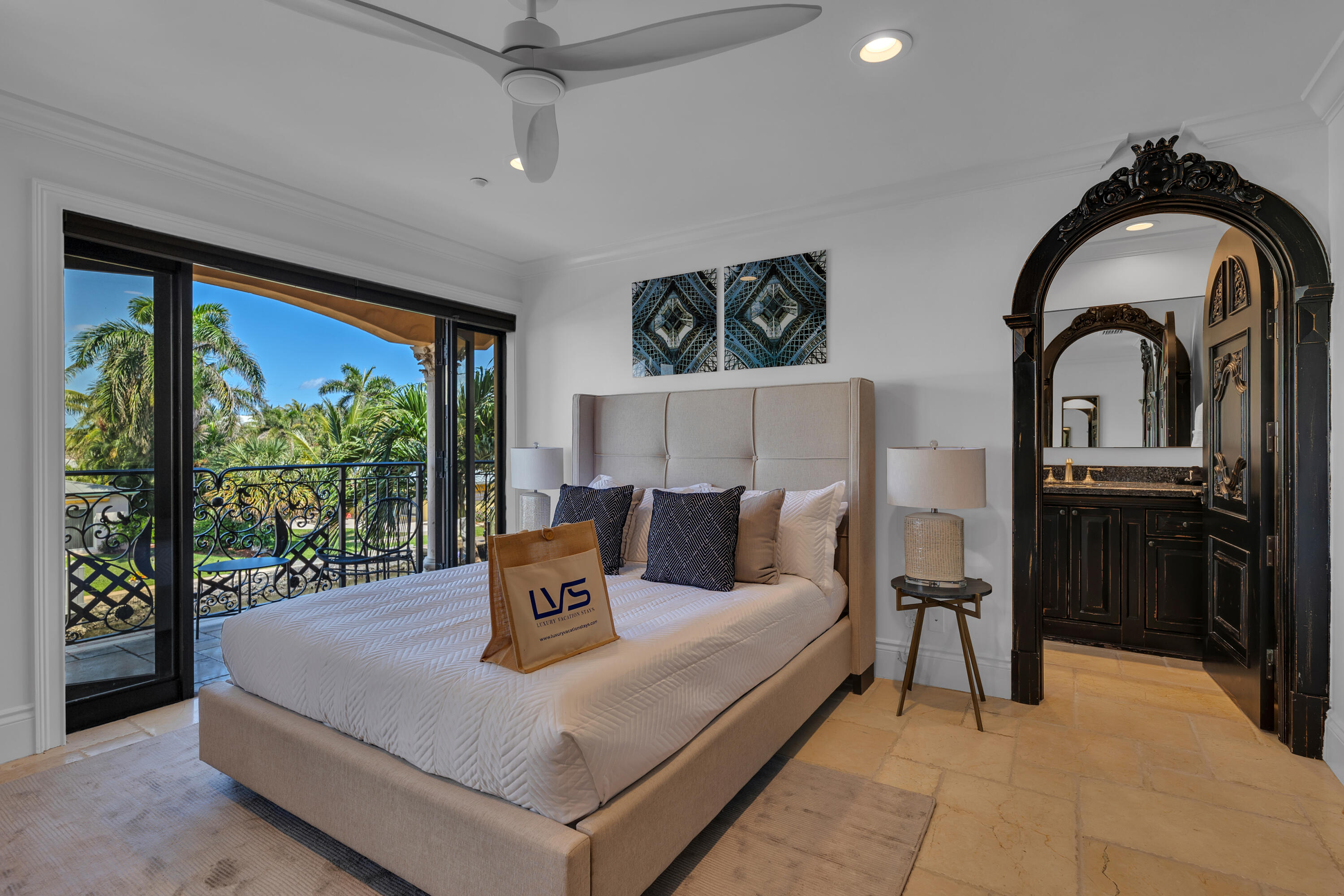 1011 Rhodes Villa, Delray Beach FL 33483