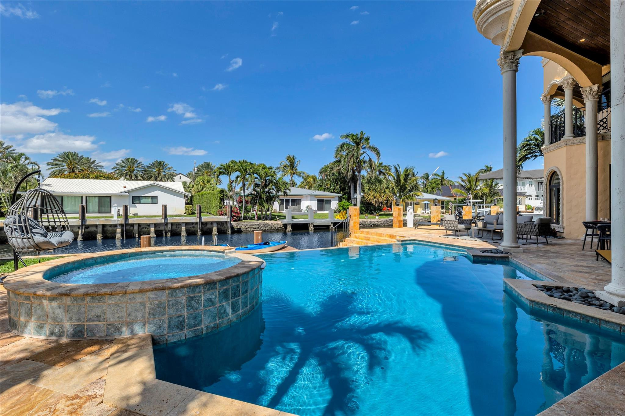 1011 Rhodes Villa, Delray Beach FL 33483