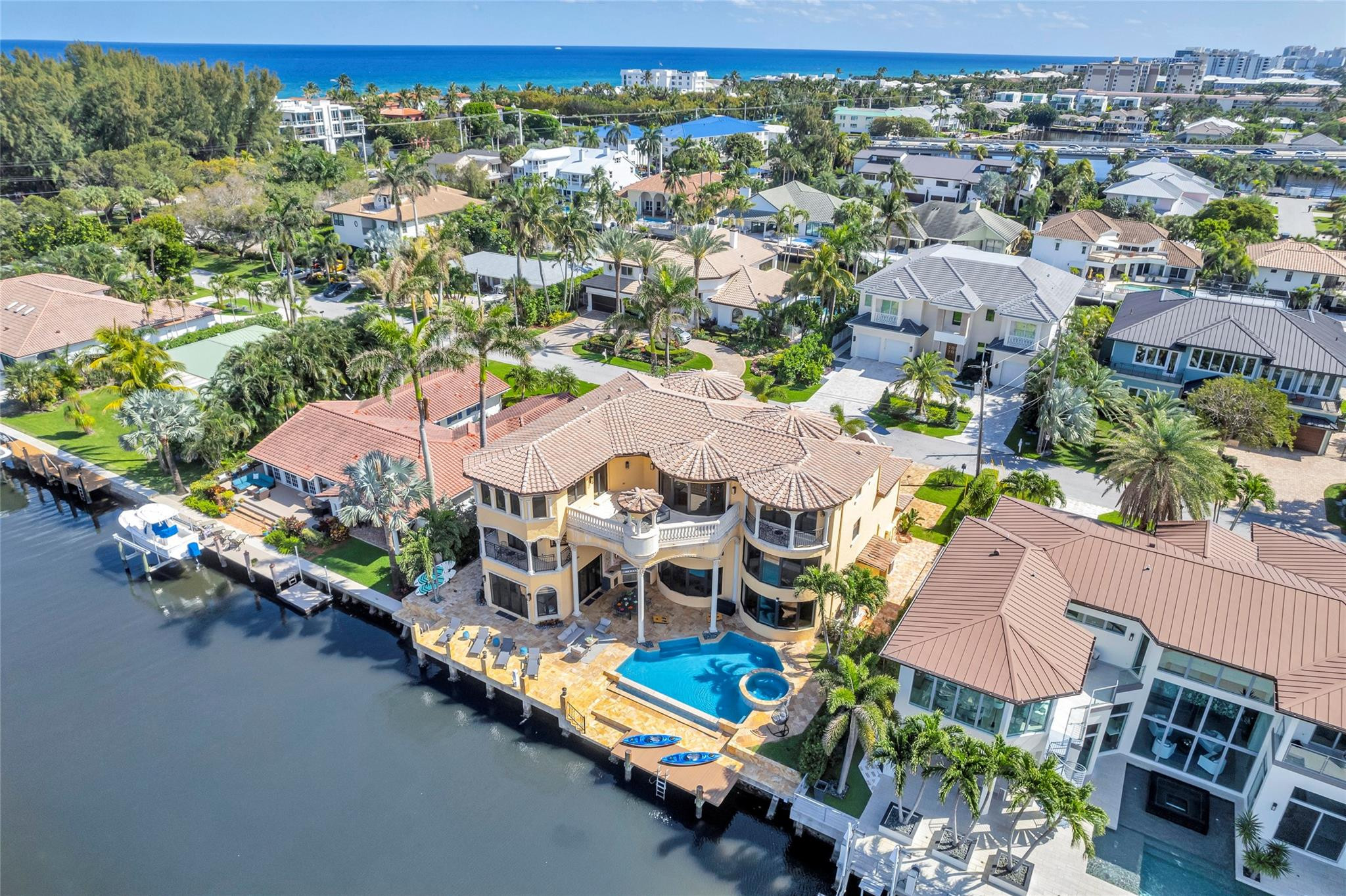 1011 Rhodes Villa, Delray Beach FL 33483