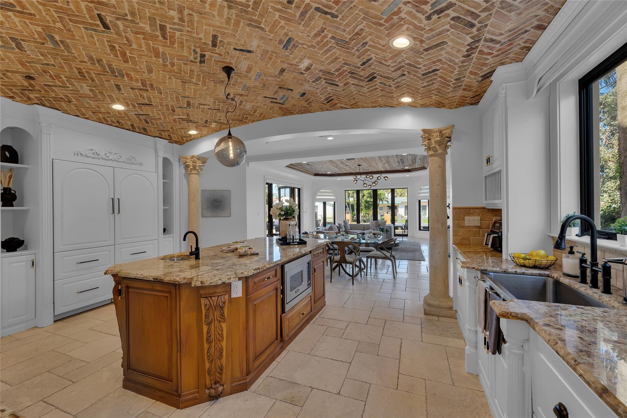 1011 Rhodes Villa, Delray Beach FL 33483