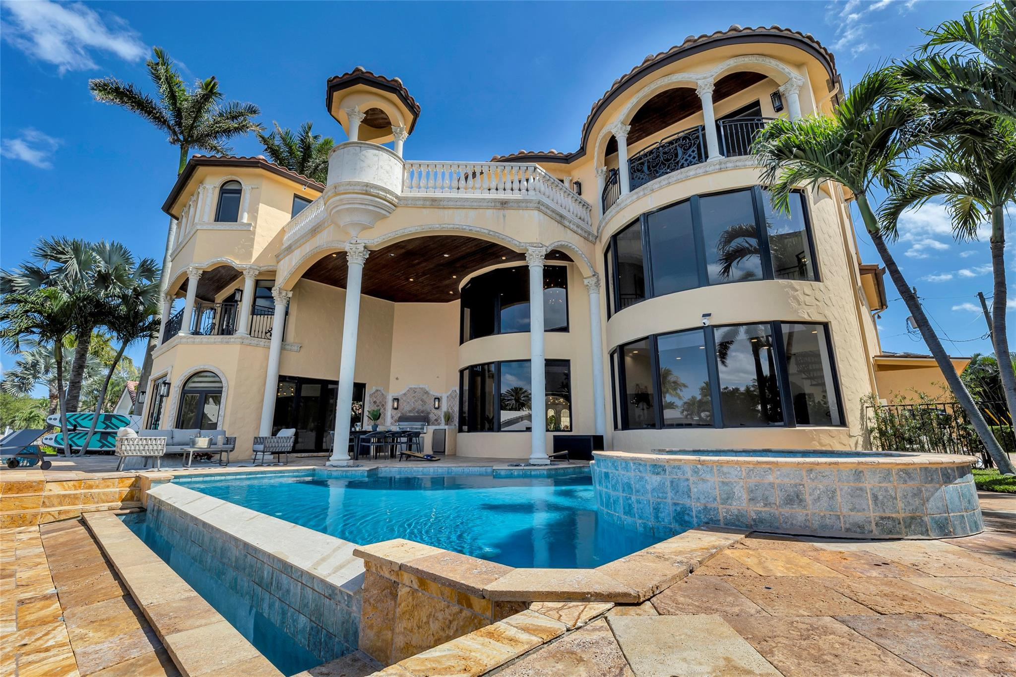 1011 Rhodes Villa, Delray Beach FL 33483