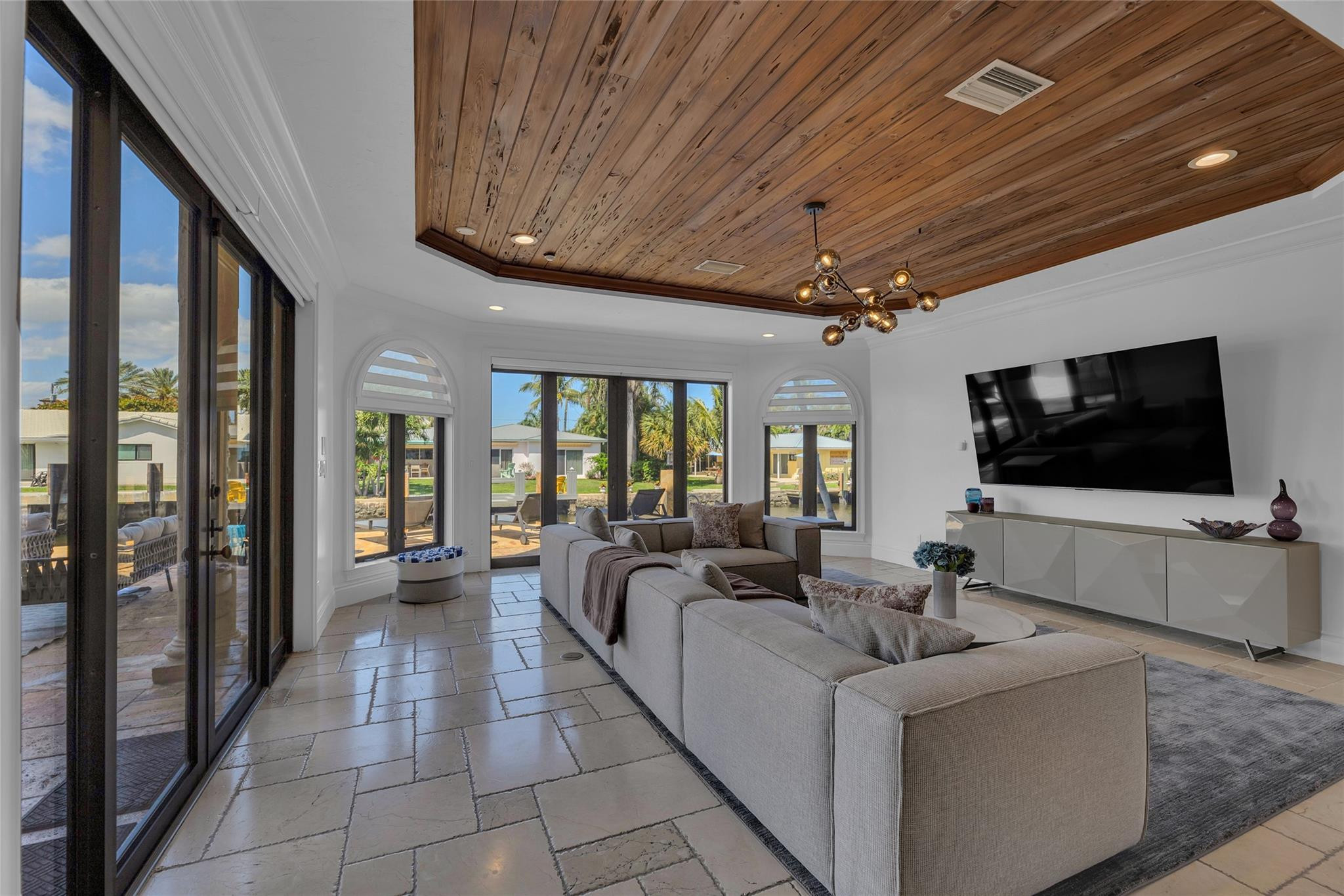 1011 Rhodes Villa, Delray Beach FL 33483