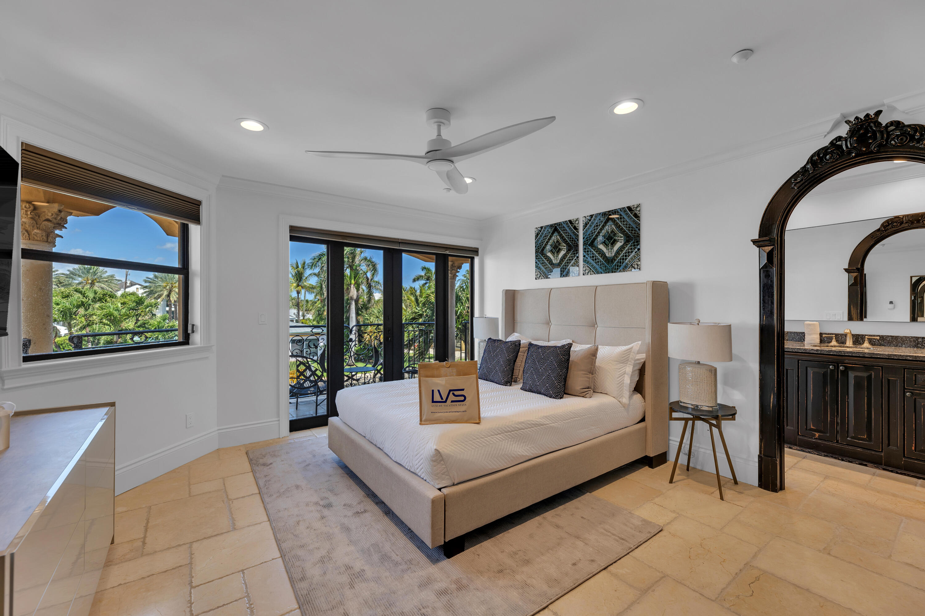 1011 Rhodes Villa, Delray Beach FL 33483