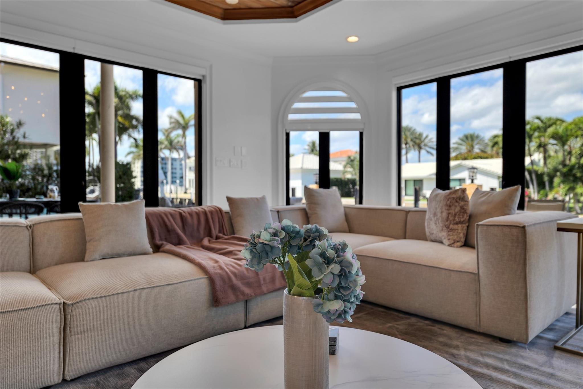 1011 Rhodes Villa, Delray Beach FL 33483