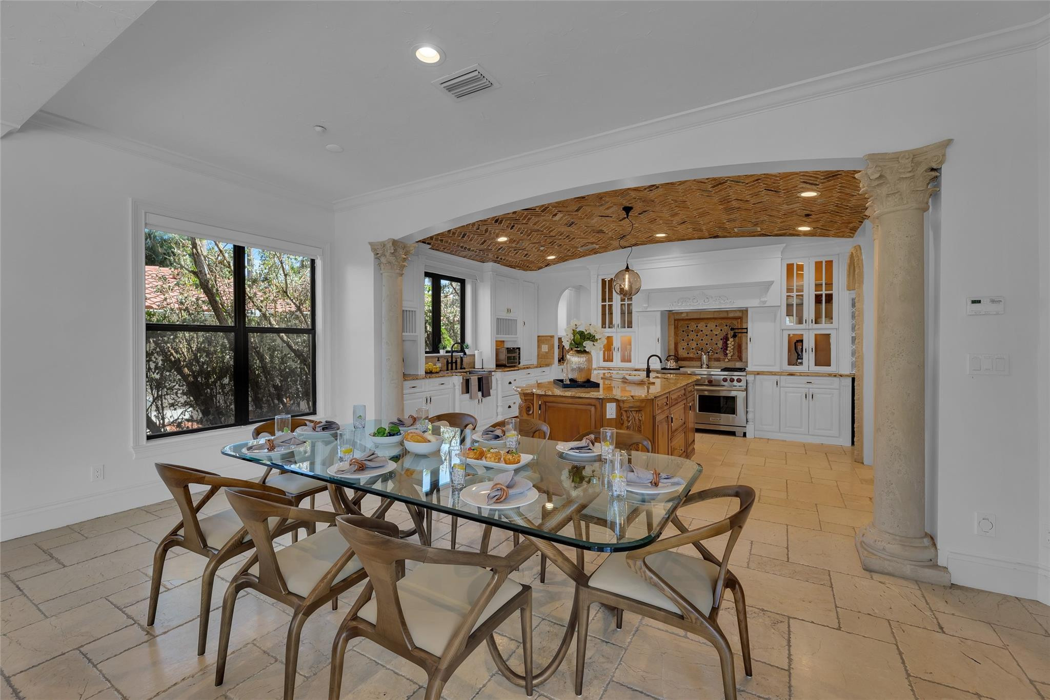 1011 Rhodes Villa, Delray Beach FL 33483
