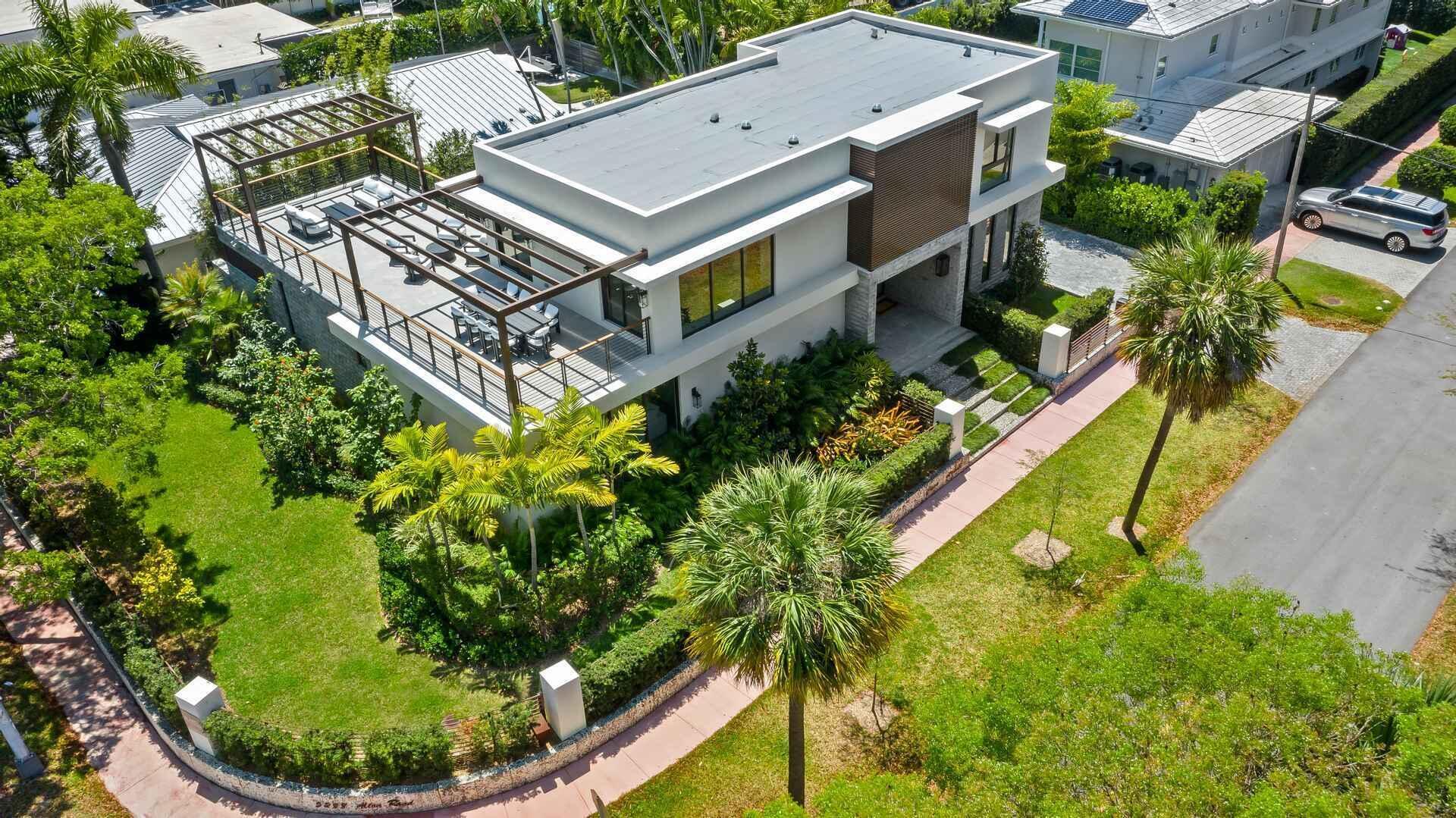 5288 Alton #3, Miami Beach FL 33140
