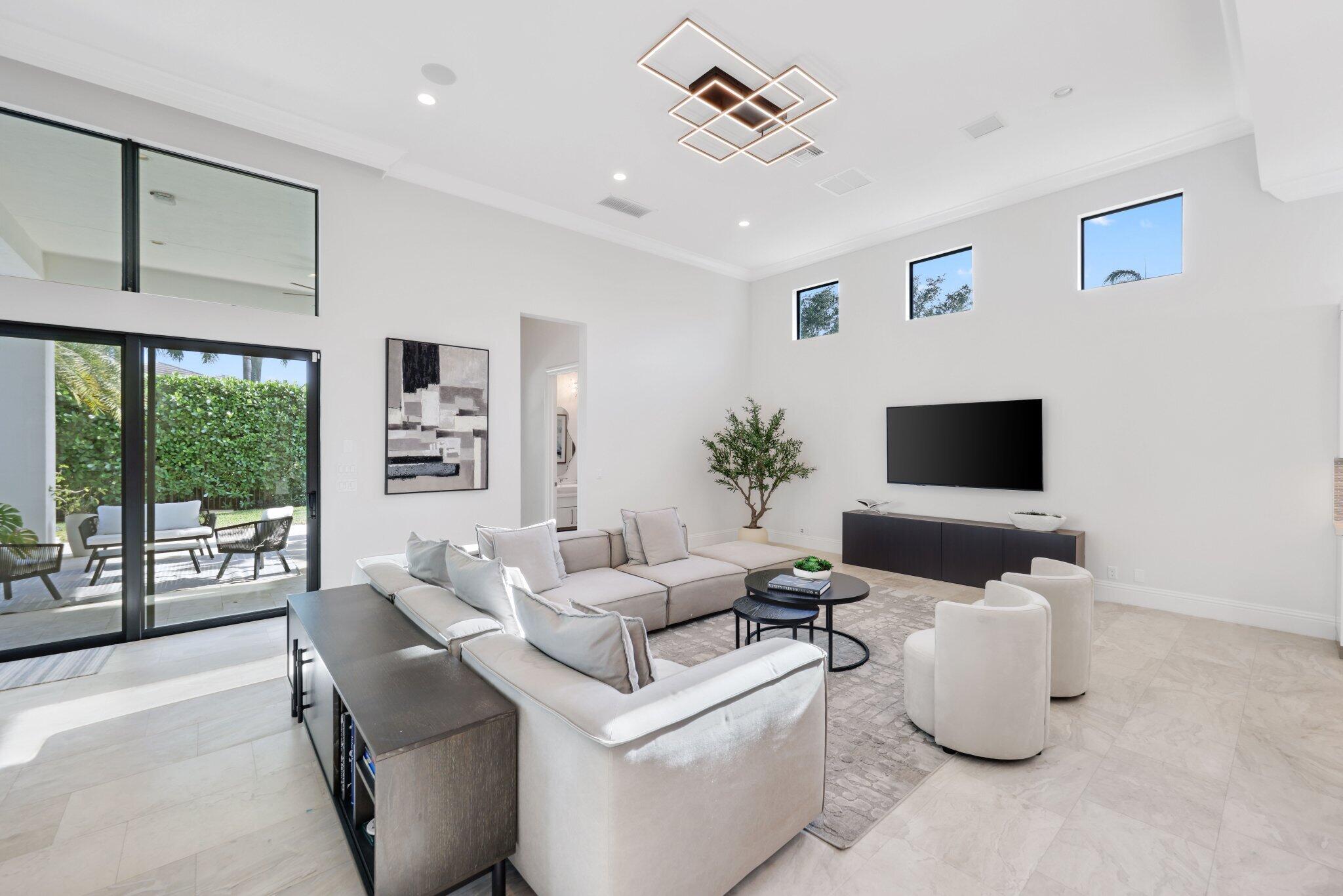 2702 NW 71st, Boca Raton FL 33496