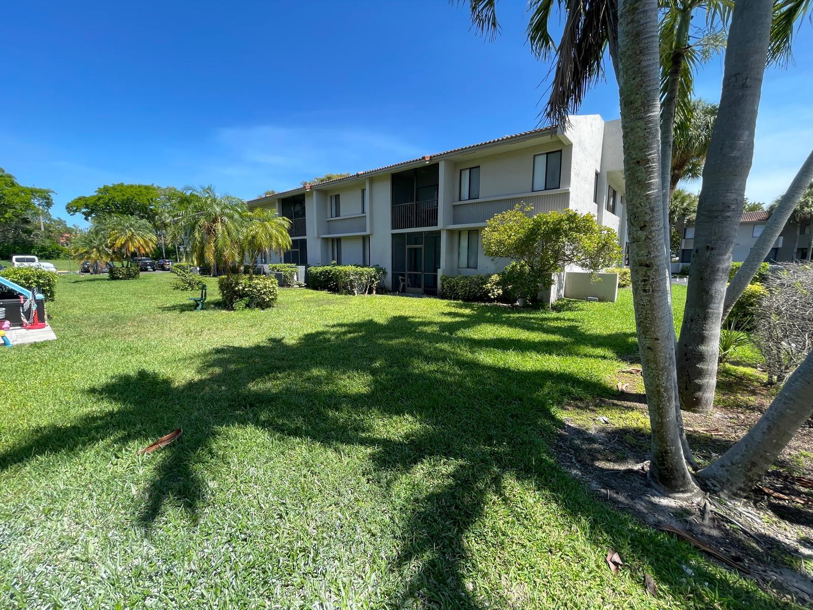 9509 SW 1st, Coral Springs FL 33071