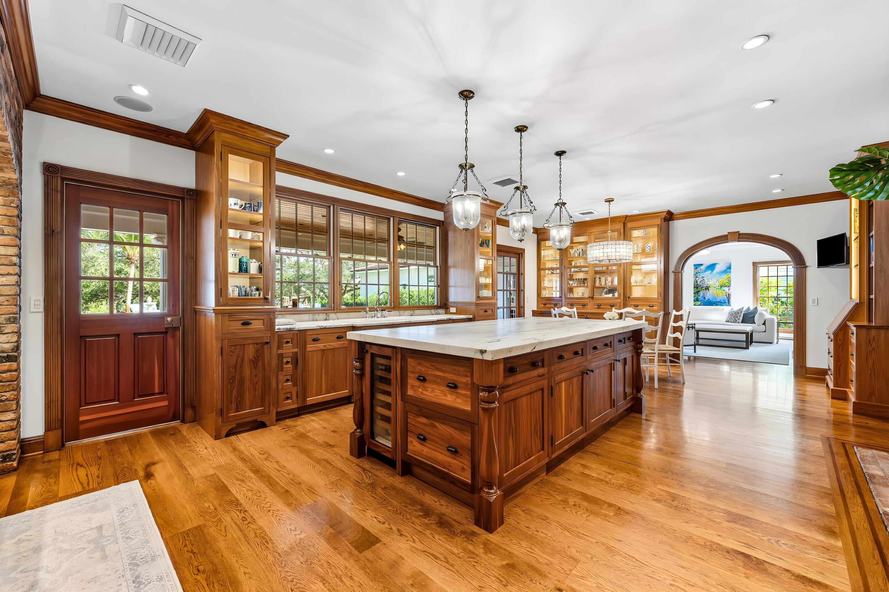 19153 SE Jupiter River Drive, Jupiter FL 33458