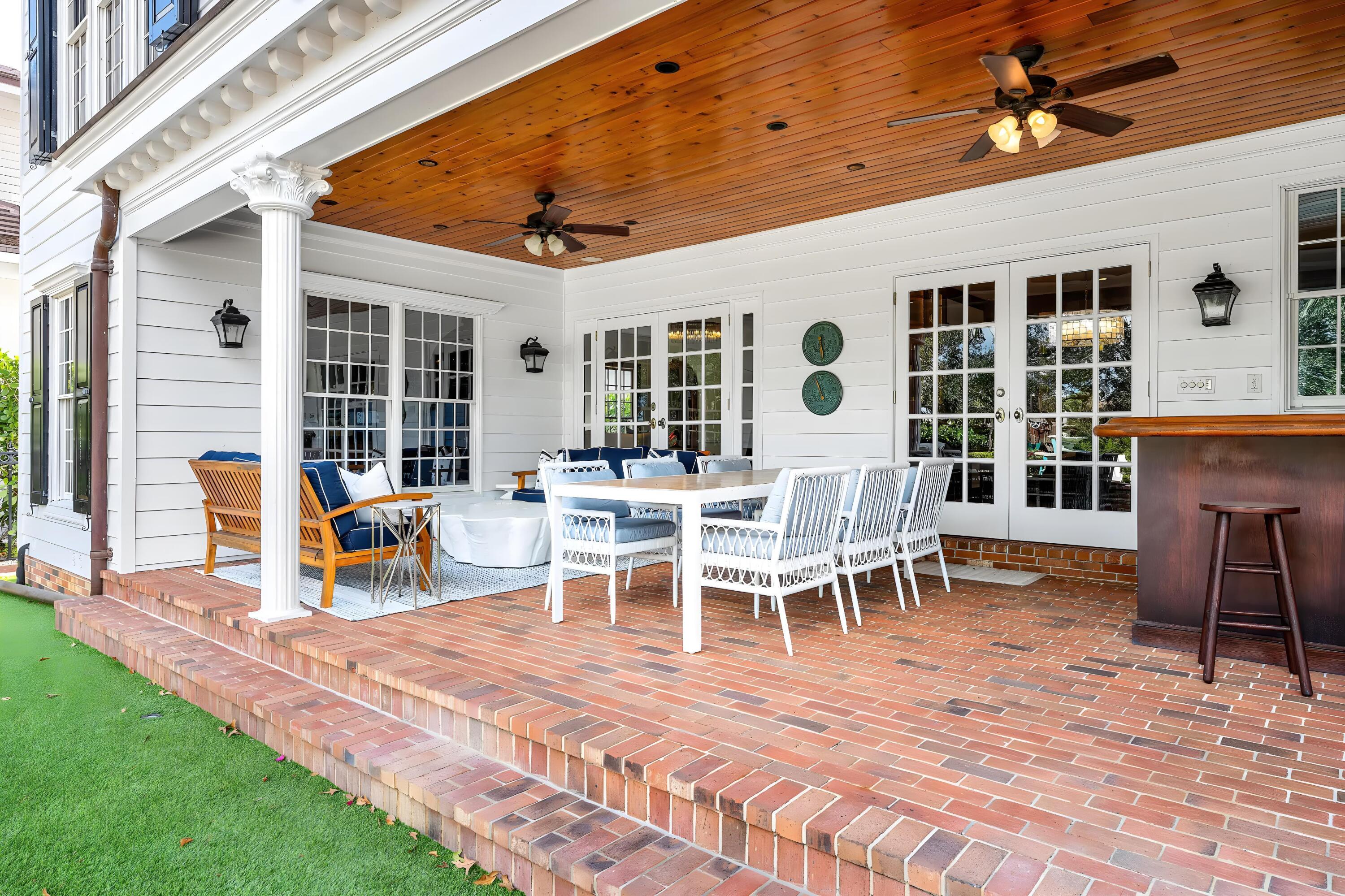 19153 SE Jupiter River Drive, Jupiter FL 33458